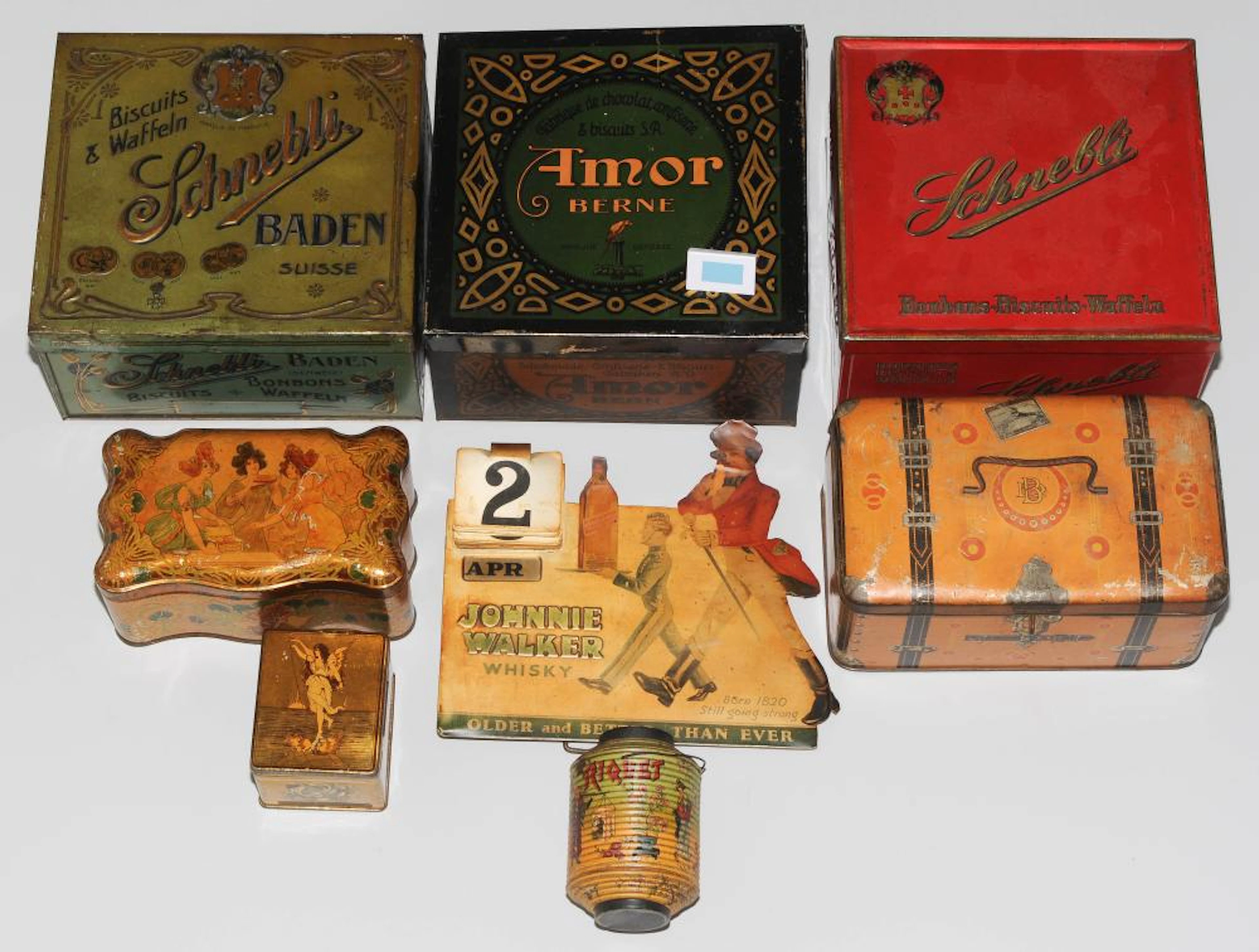 LOT 9 BLECHDOSE