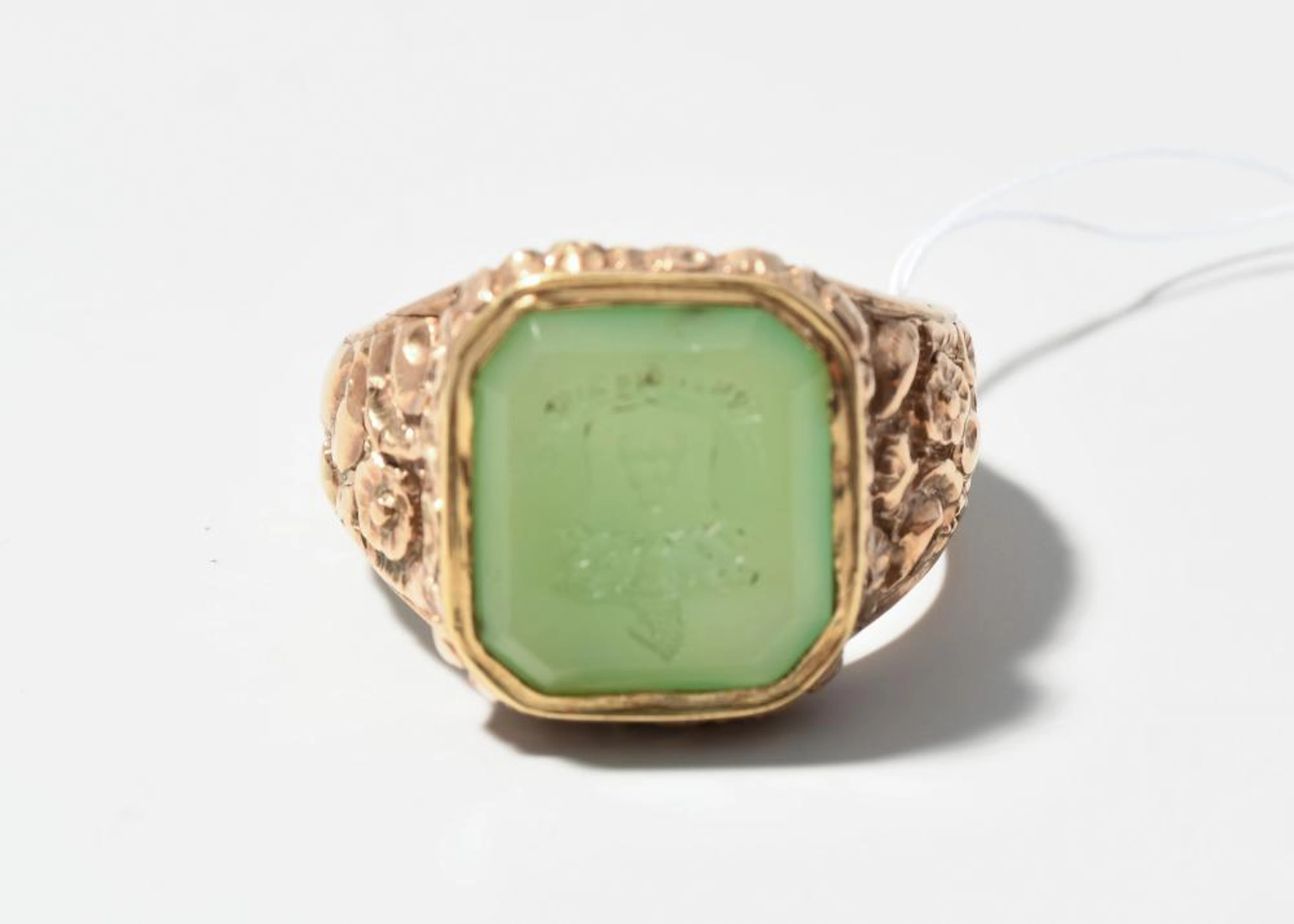 CHRYSOPRAS-SIEGEL-RING