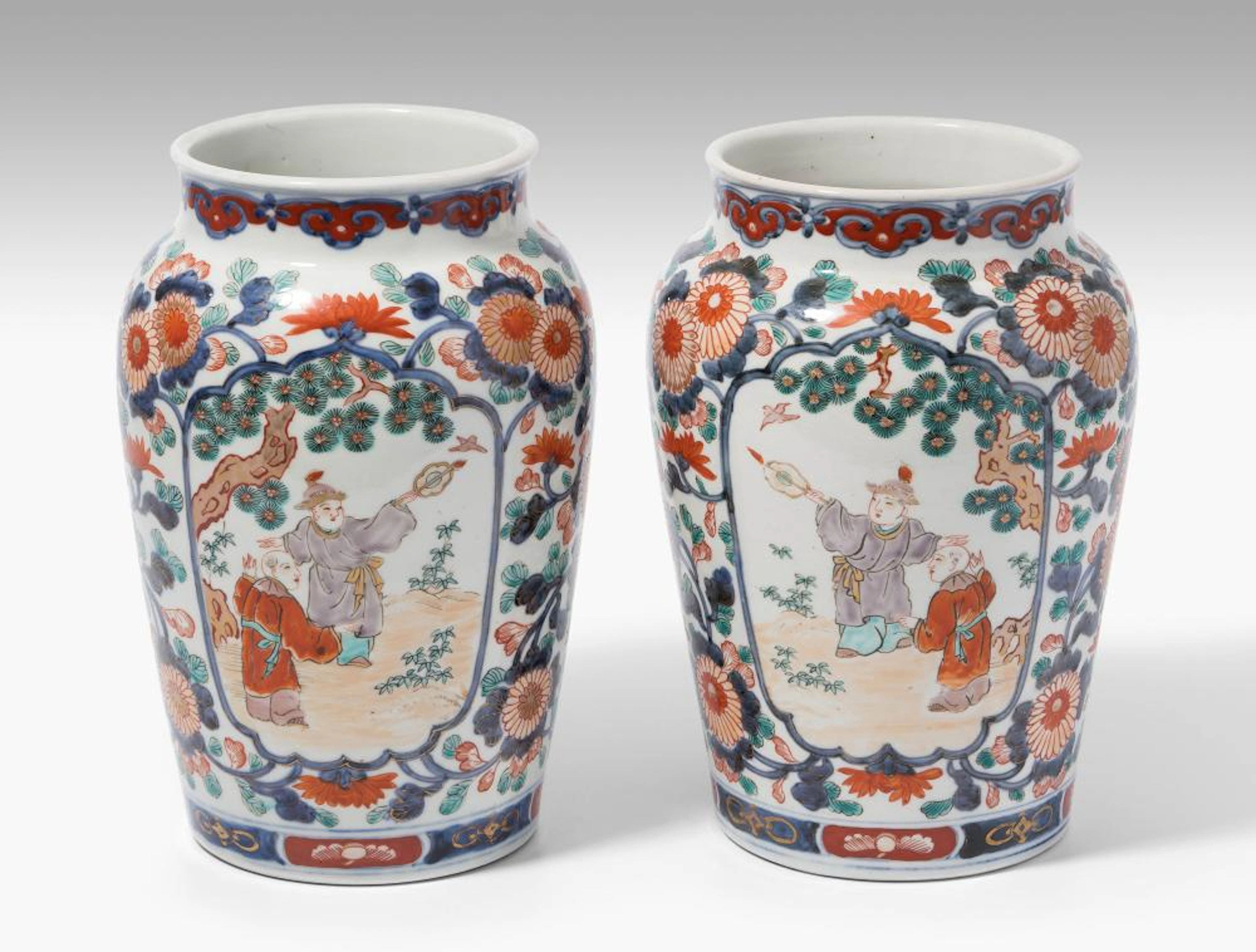 1 PAAR VASE