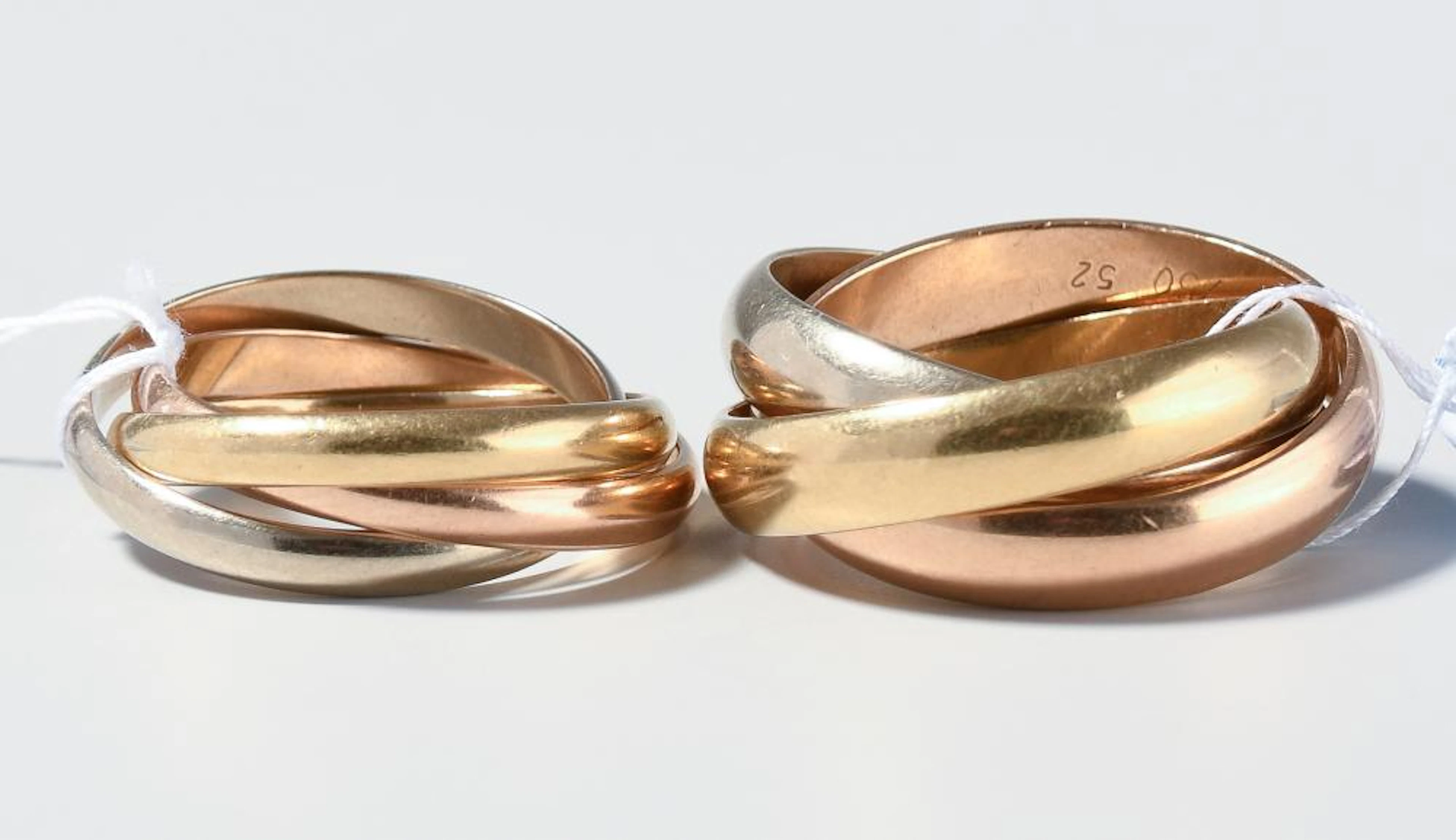 LOT: 2 TRINITY-RINGE