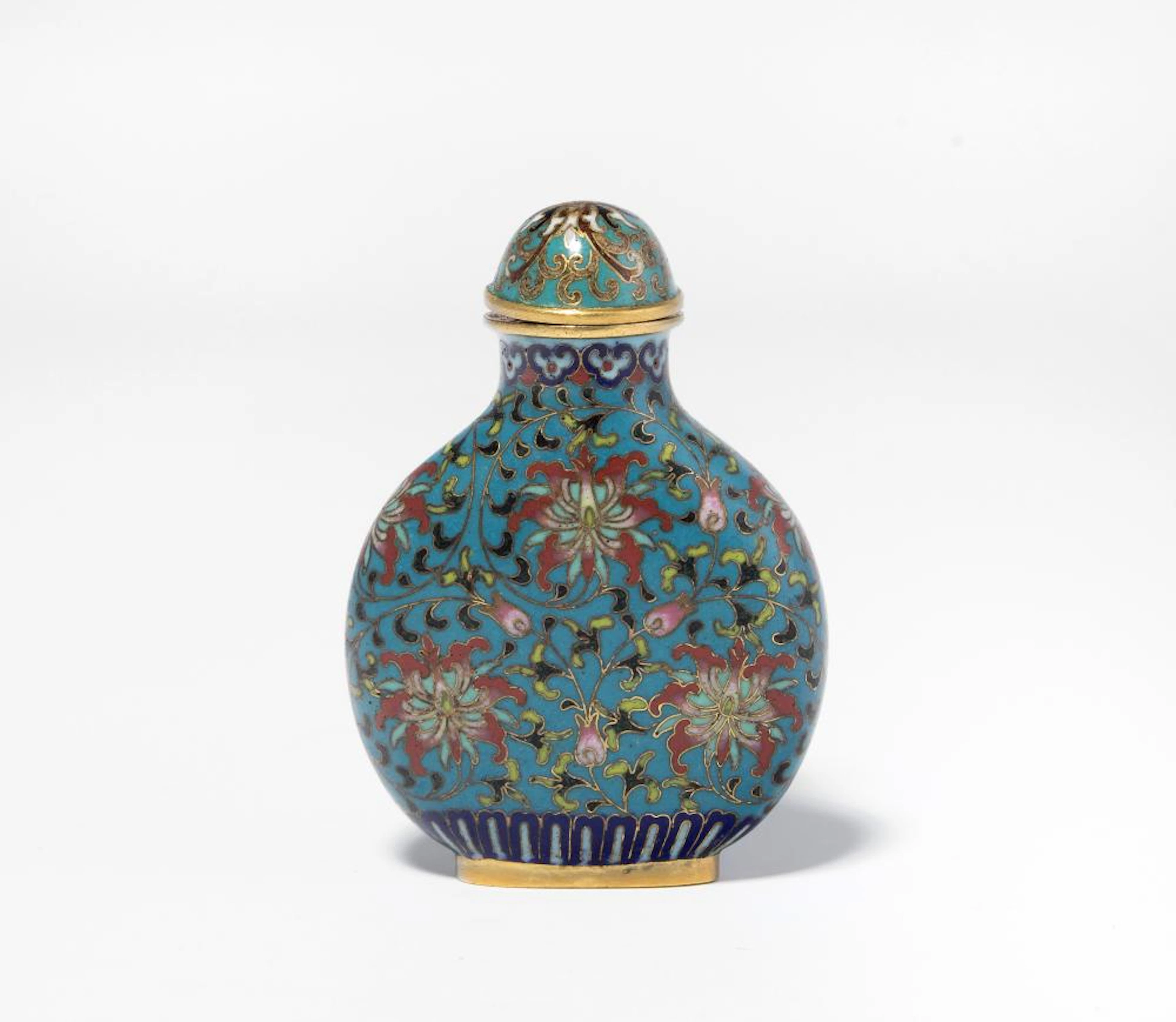 LOT: 5 SNUFF BOTTLES