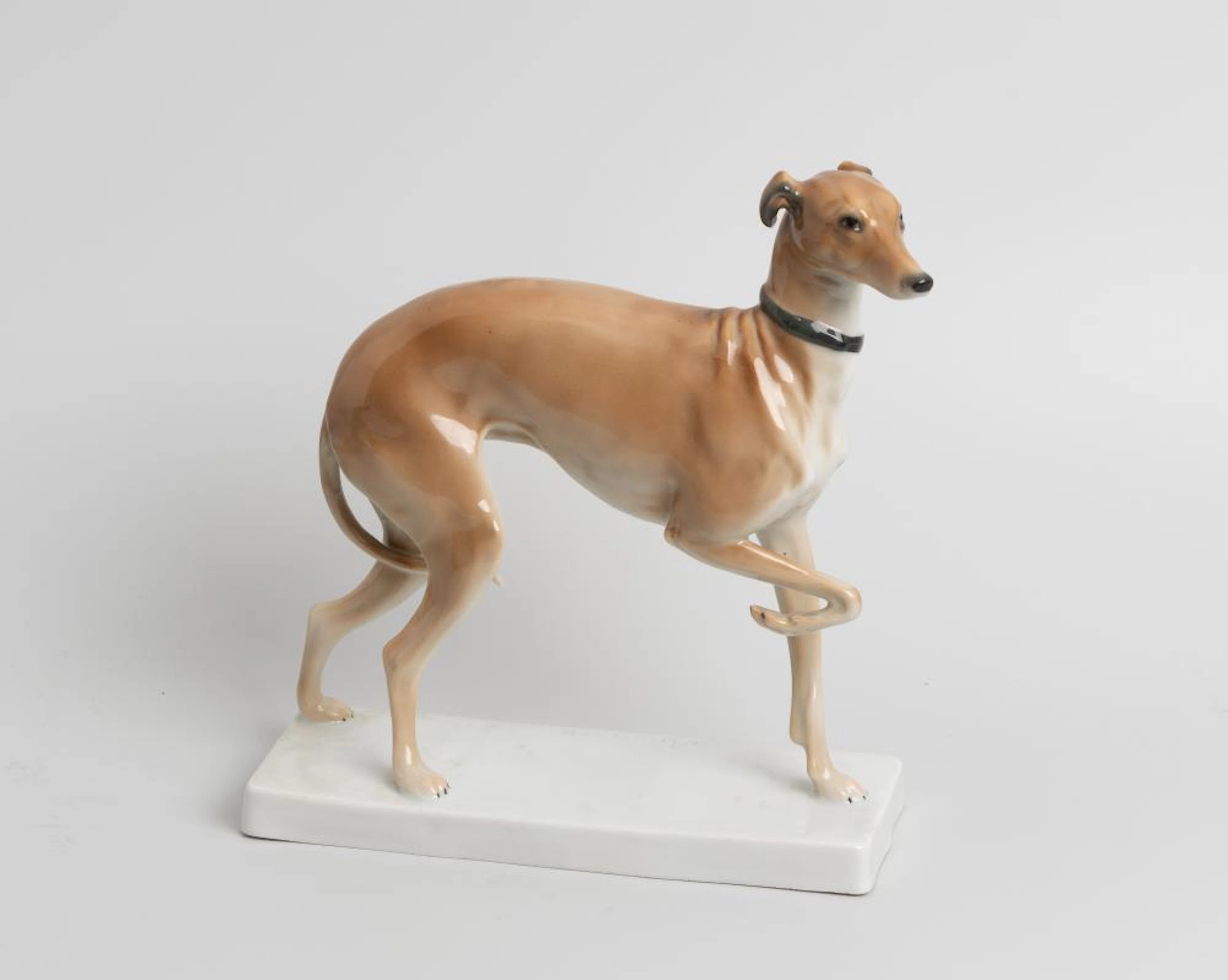 GÖBEL, FIGUR
