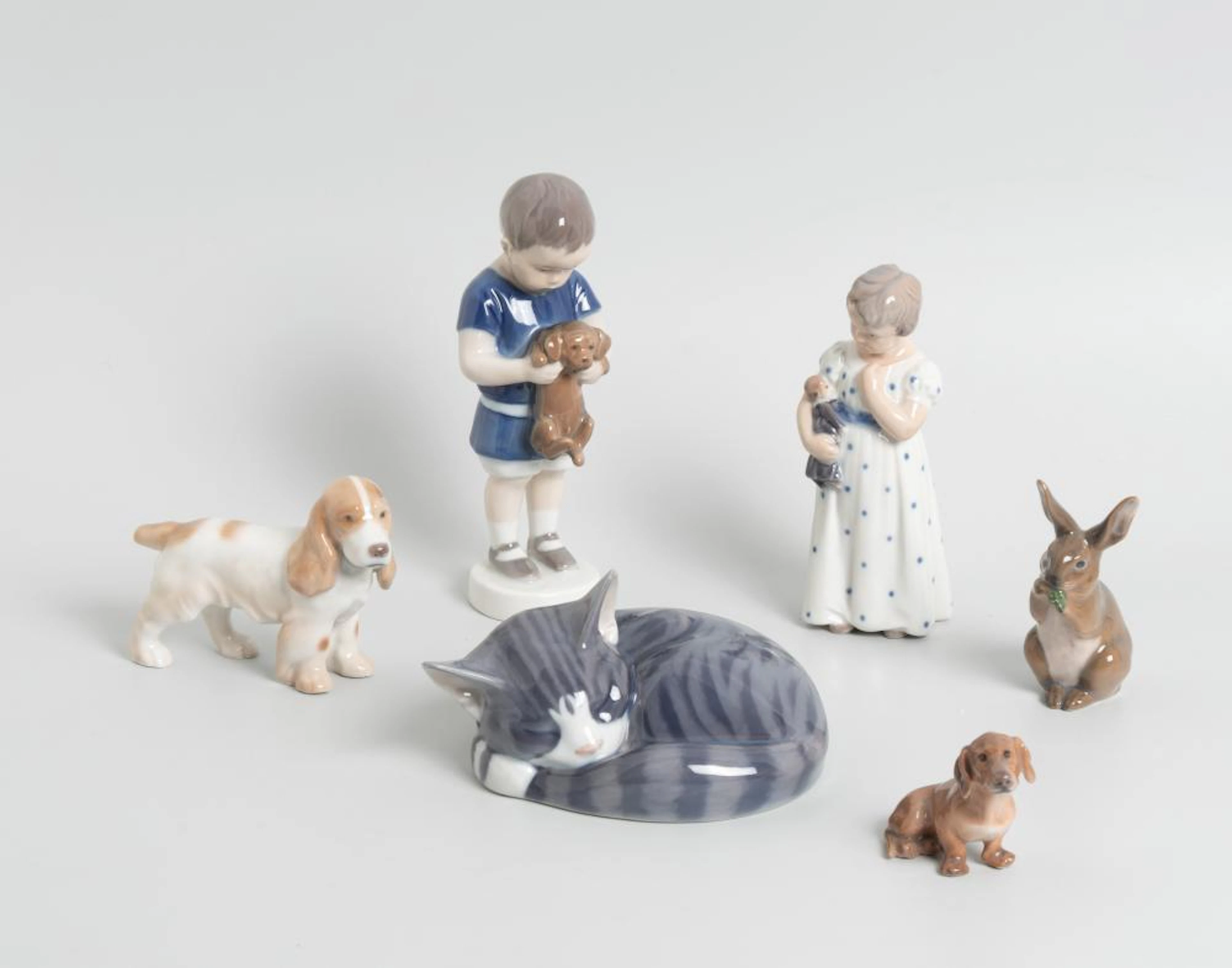 ROYAL COPENHAGEN, 6 FIGURE