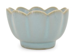 Chinese Southern Song Dynasty Ru Ware Lotus Cup