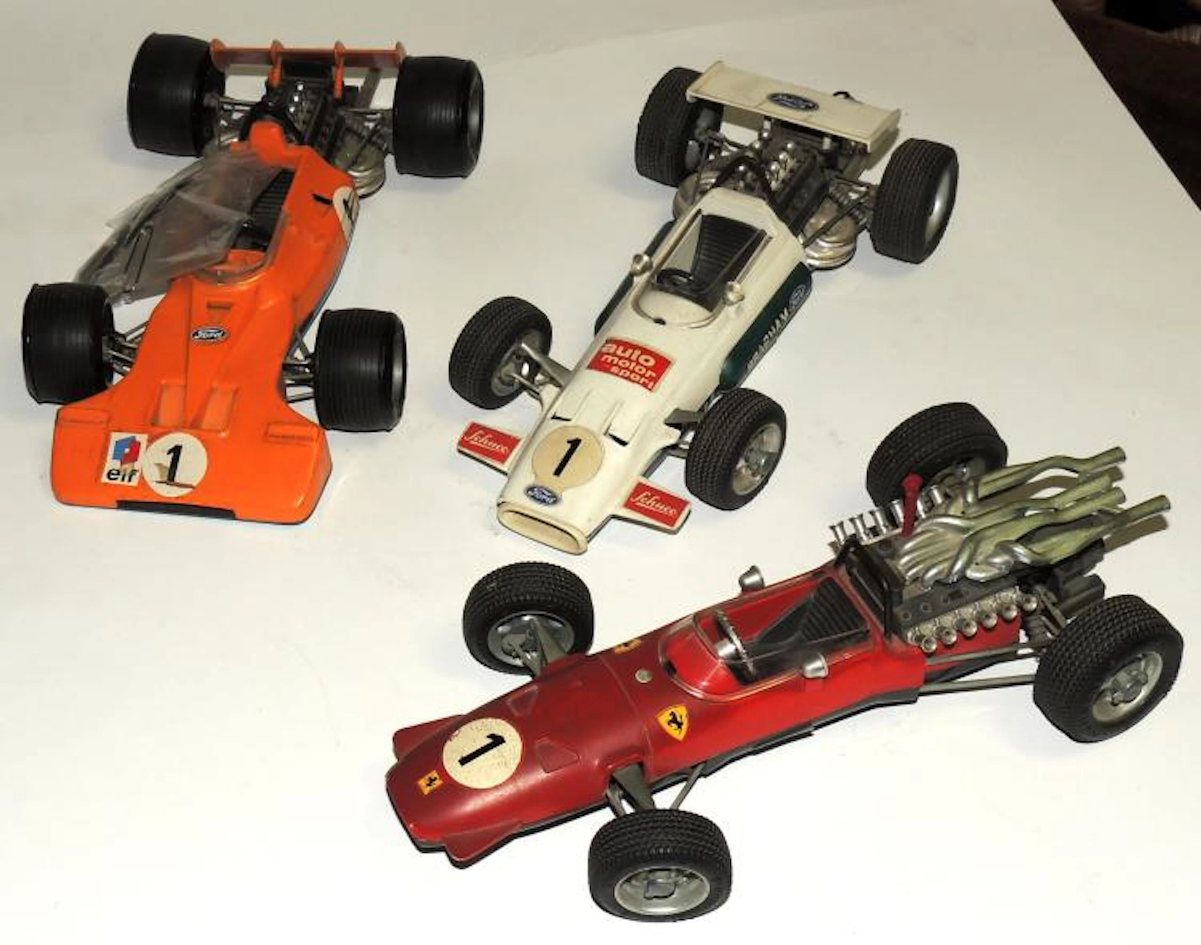 COLLECTION OF ANTIQUE CARS Schuco