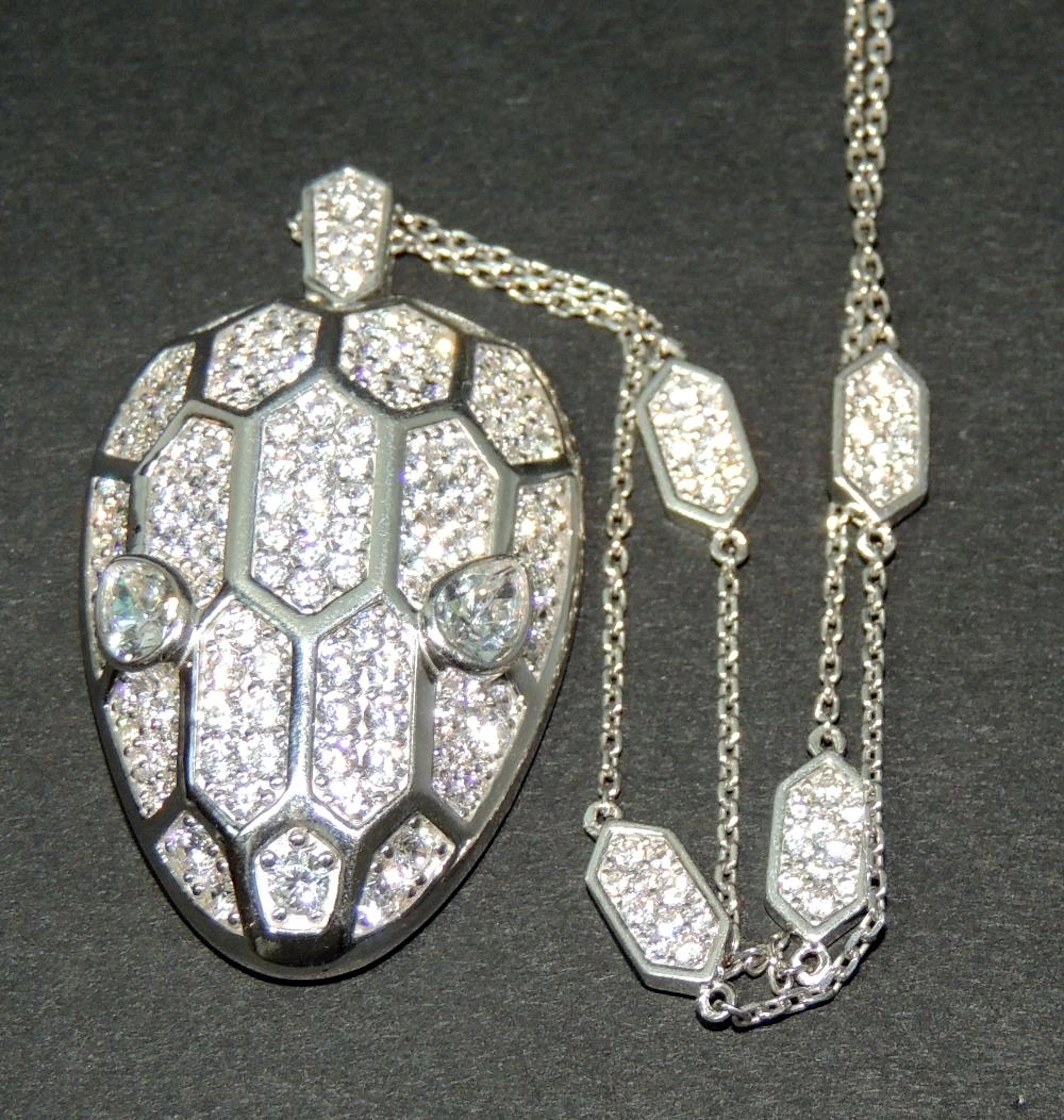 COLGANTE "TORTUGA" de circonitas y plata al estilo Bvlgari