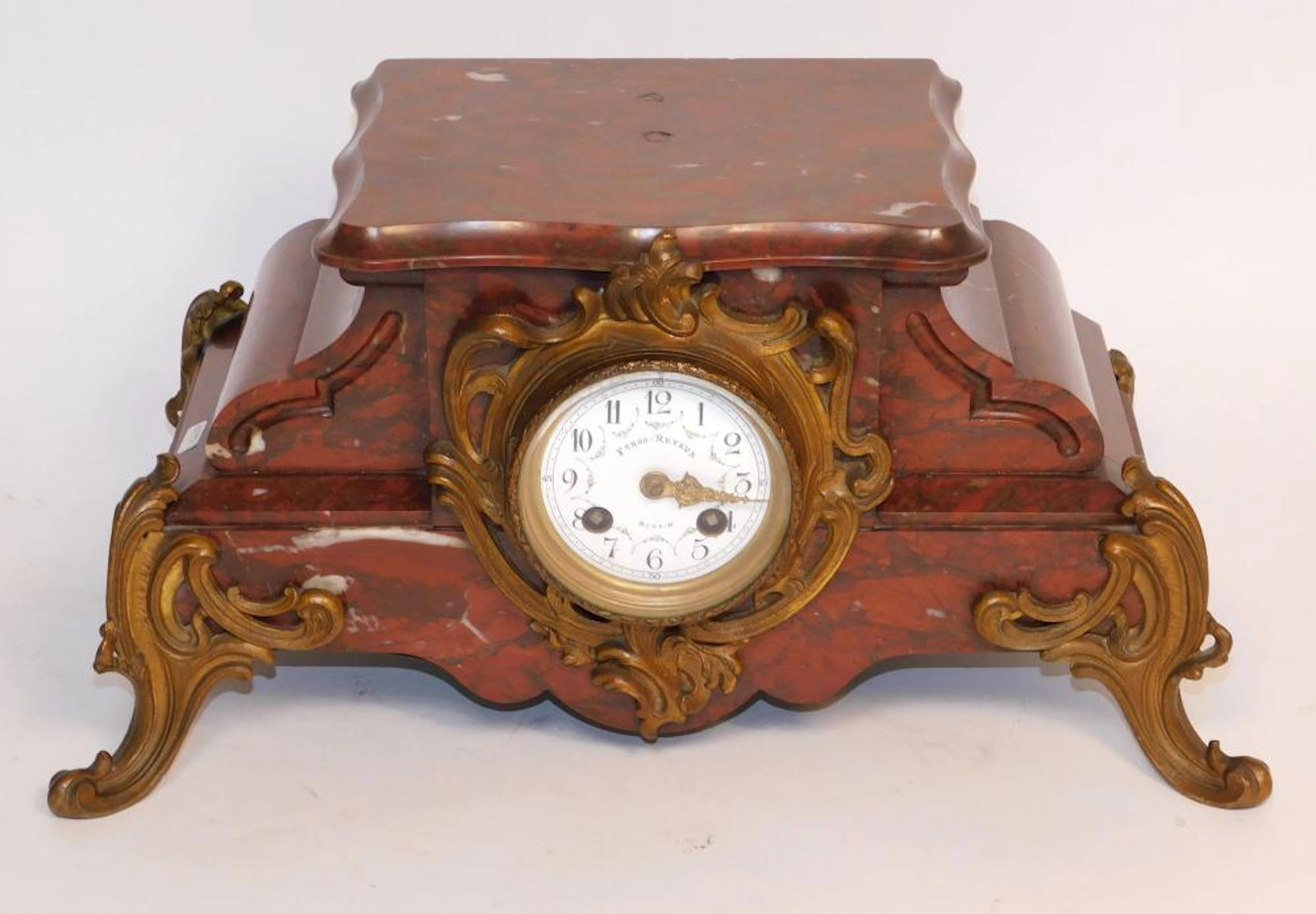 ANTIGUO RELOJ-PEANA en mármol veteado color rojo maquinária París Esnos-Revaux