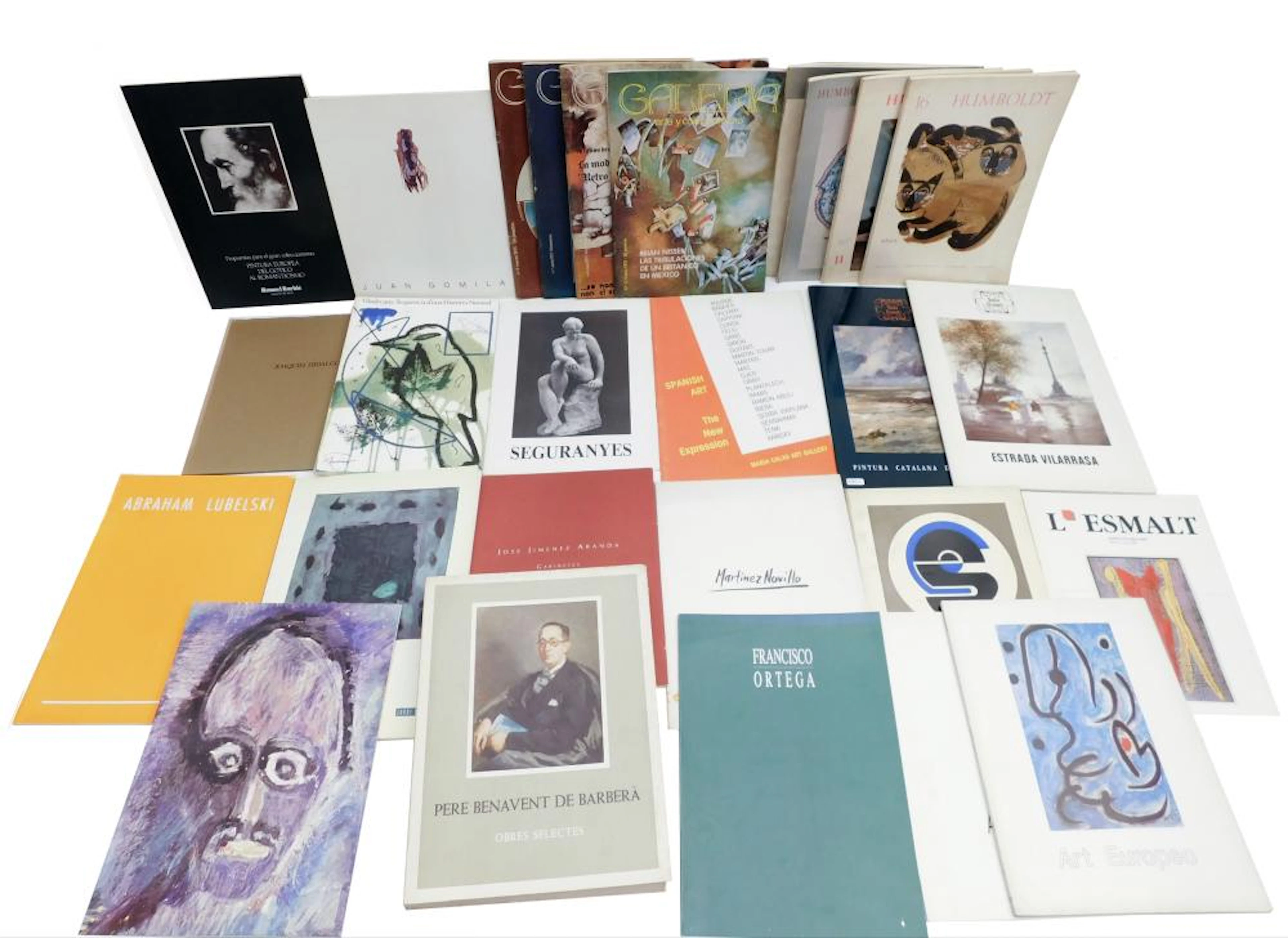 LIBROS. COLECCIÓN DE 26 REVISTAS Y CATÁLOGOS DE ARTE de...