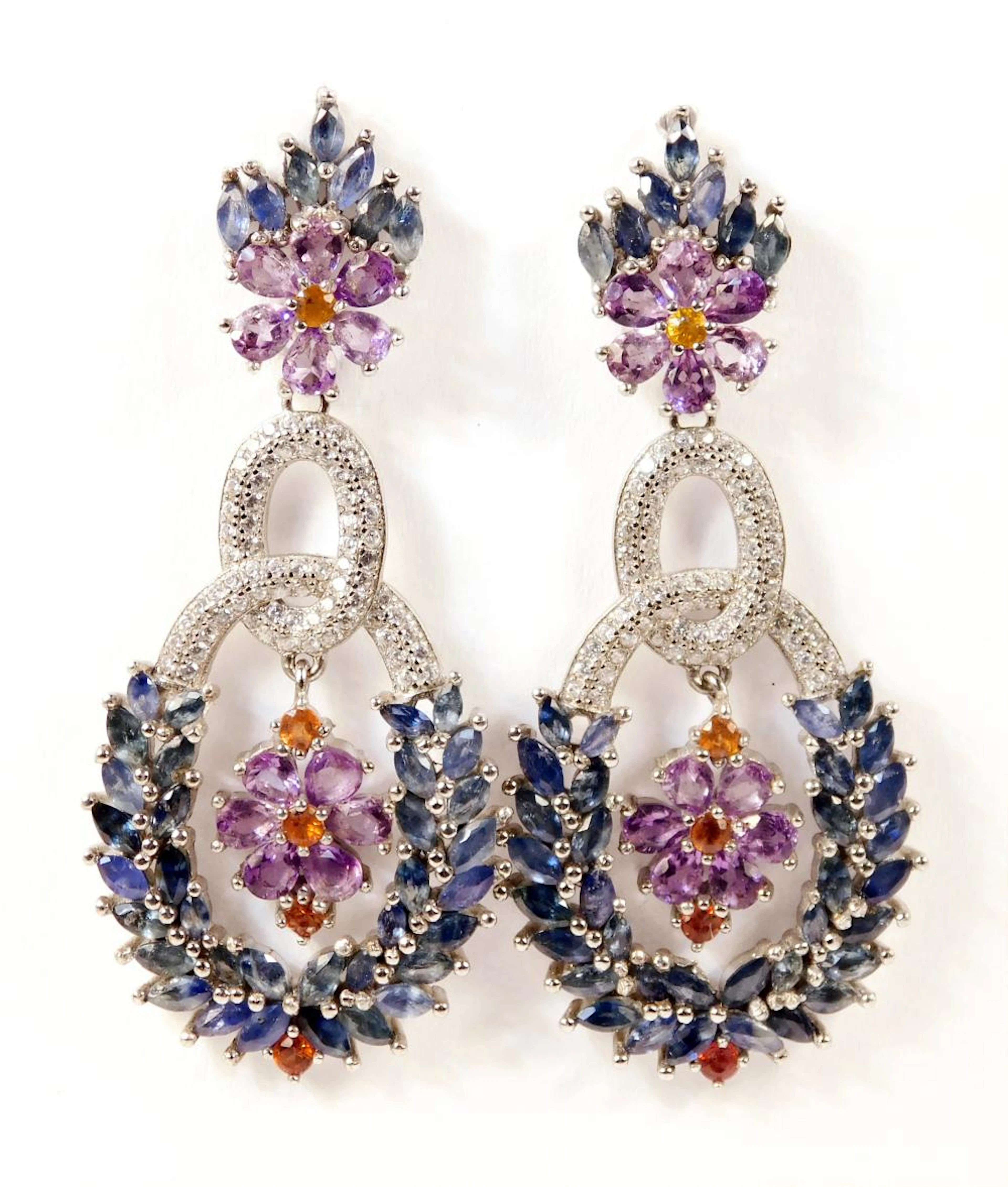 PENDIENTES LARGOS DE ZAFIROS AZULES Y AMATISTAS con...