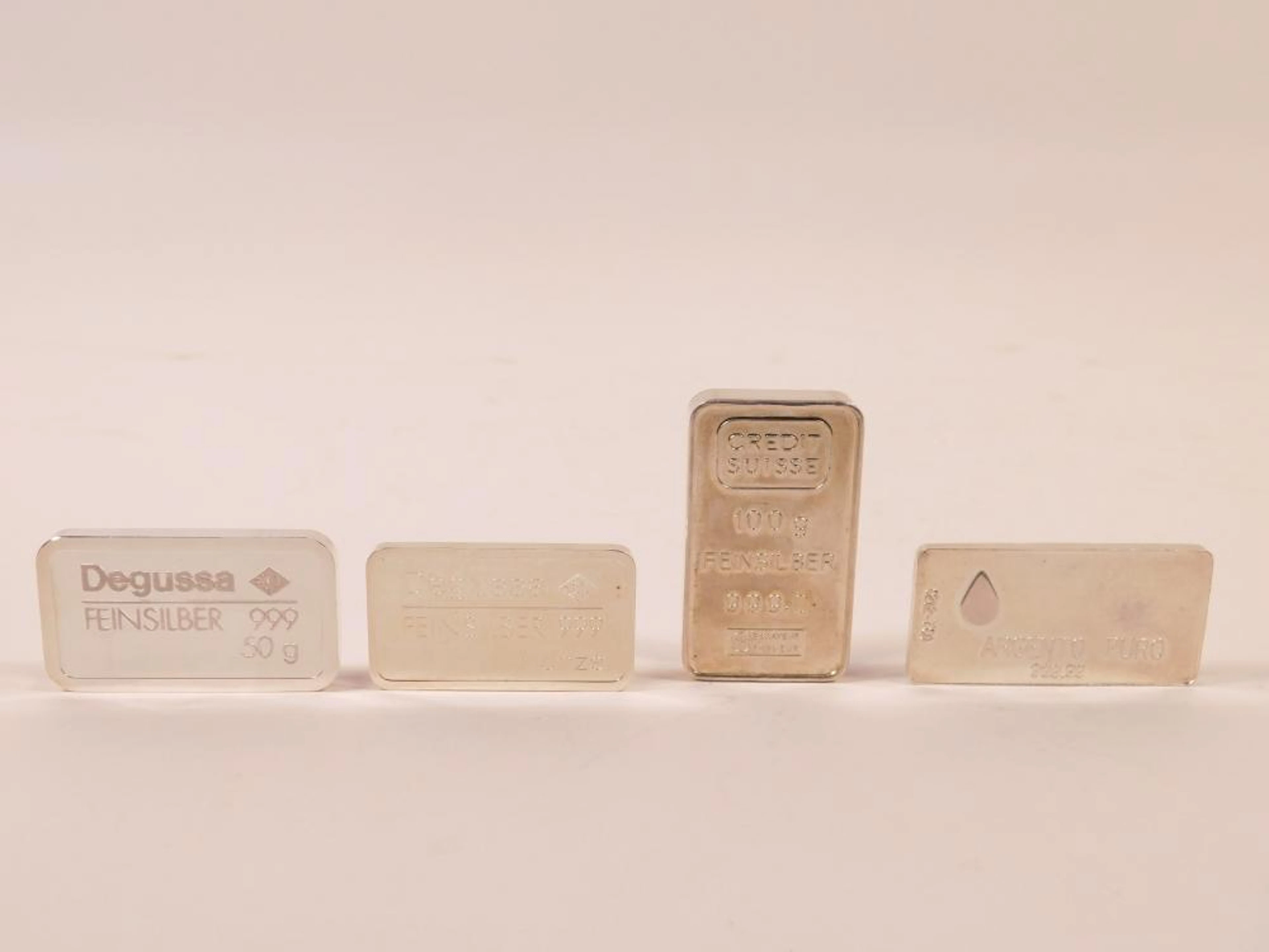 COLECCIÓN DE 4 LINGOTES en plata 999 peso total: 213 gr