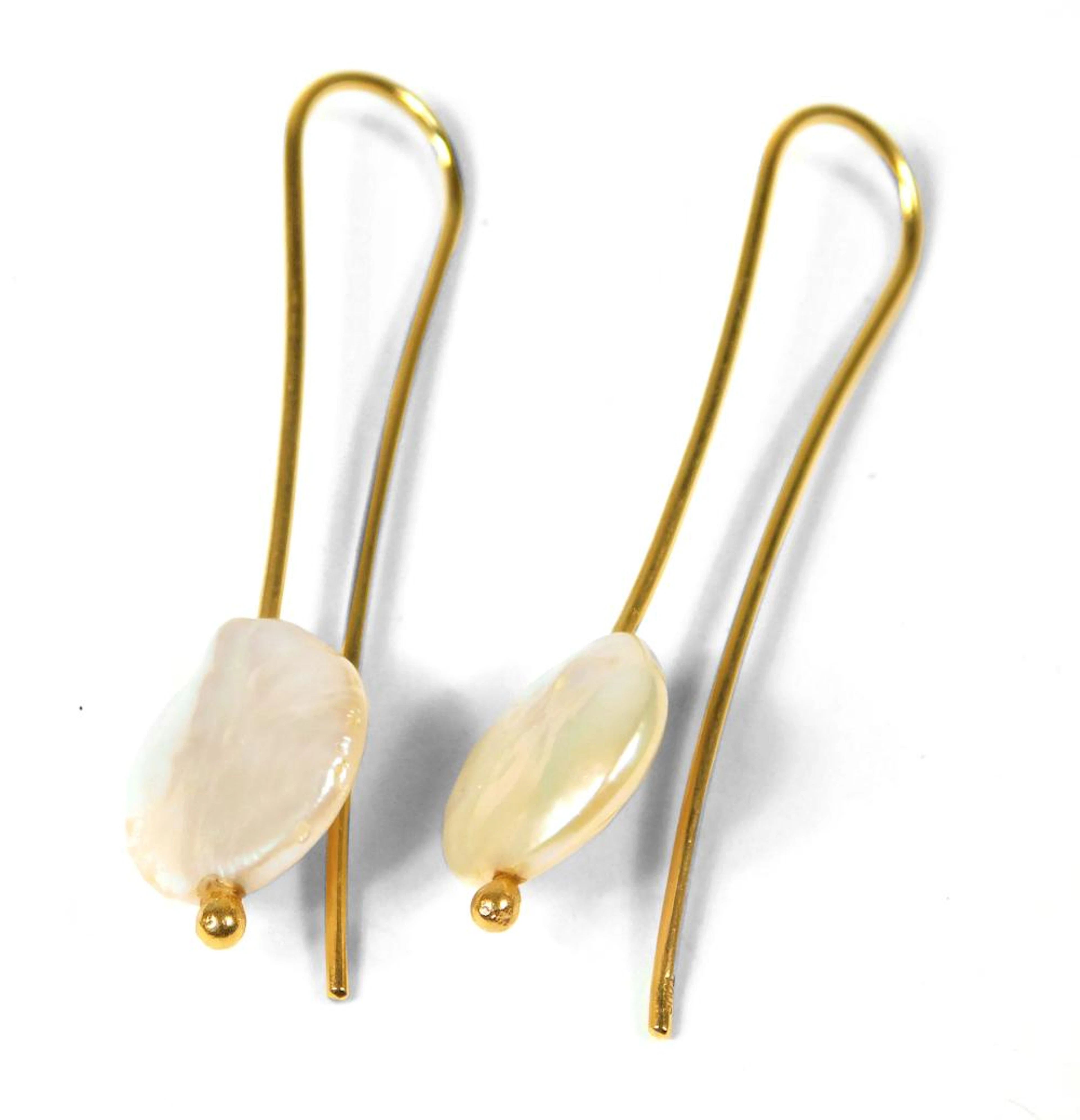 PENDIENTES LARGOS DE PERLA y oro amarillo a modo de gancho