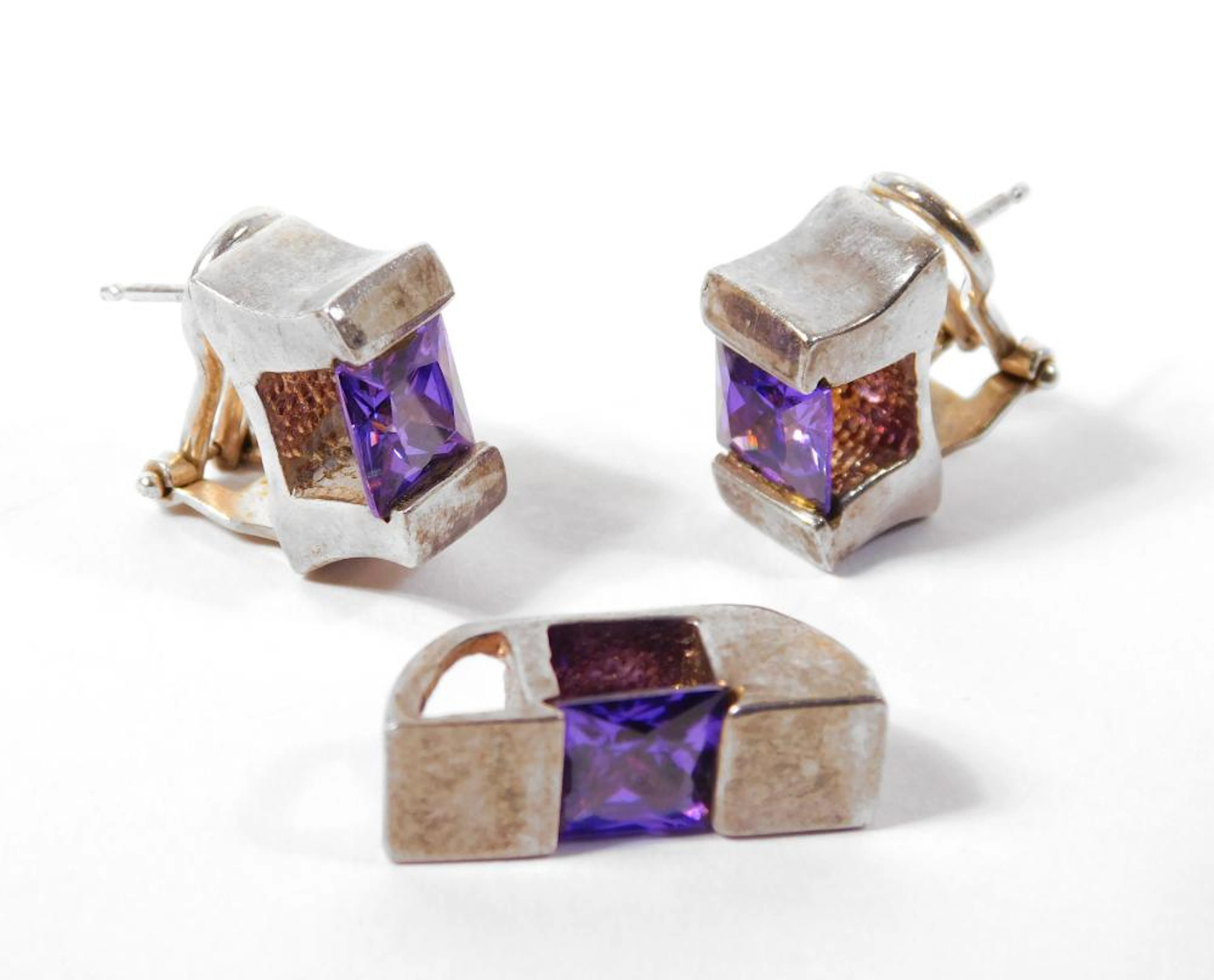 CONJUNTO DE PENDIENTES Y COLGANTE en plata con amatista central