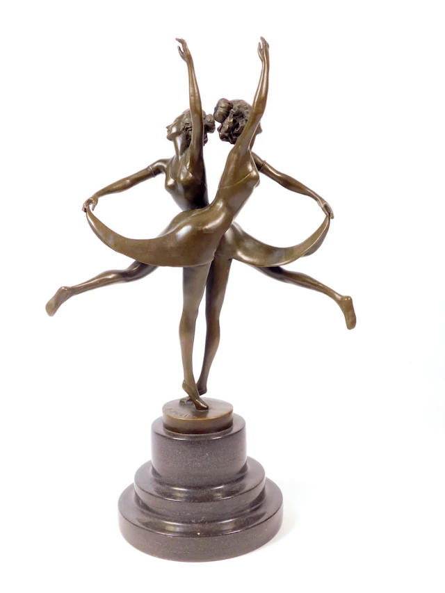 ESCULTURA "PAREJA DE BAILARINAS" en bronce con base en...