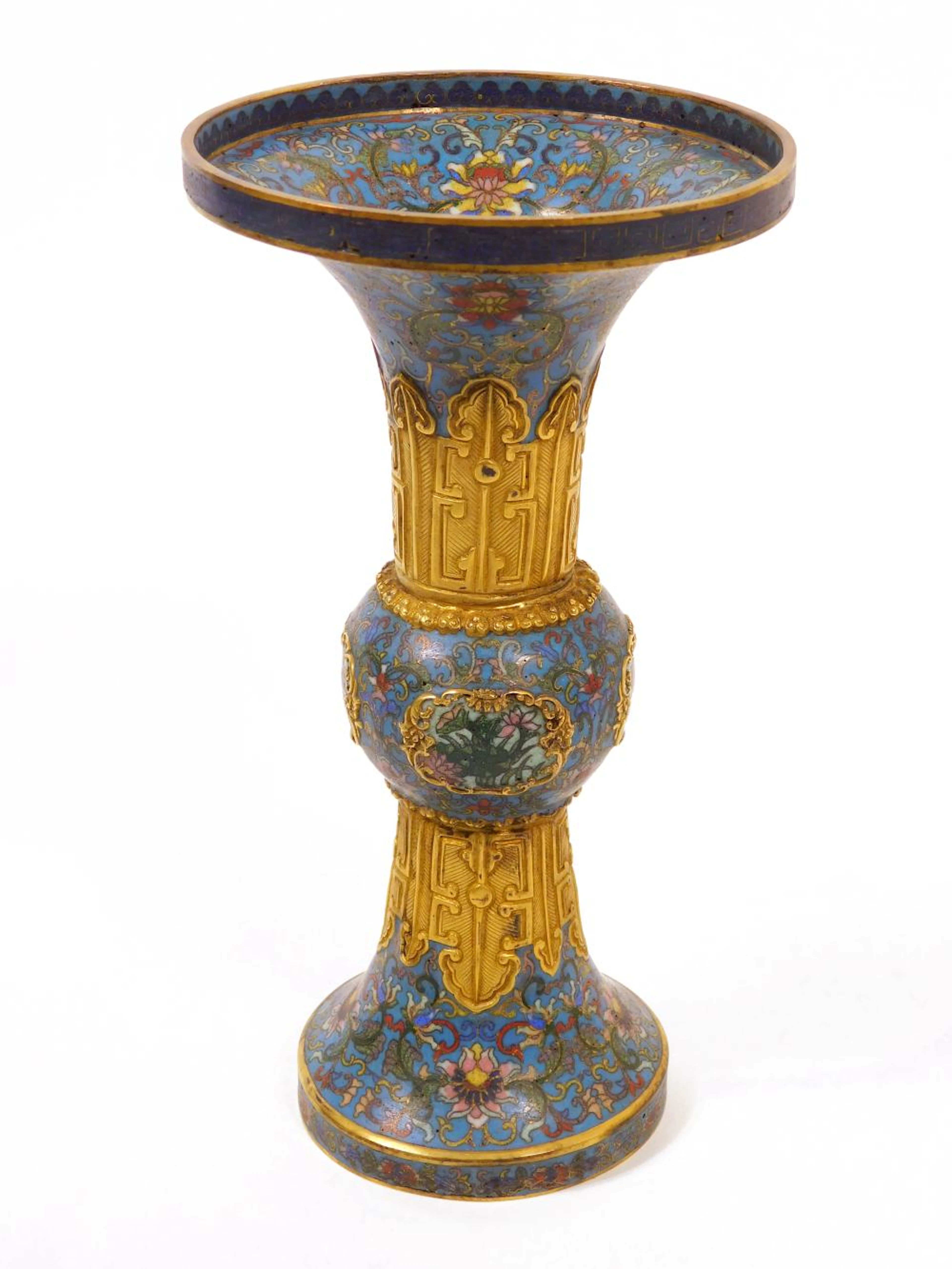 JARRÓN CHINO DINASTÍA QING CIRCA 1800 en bronce dorado y...