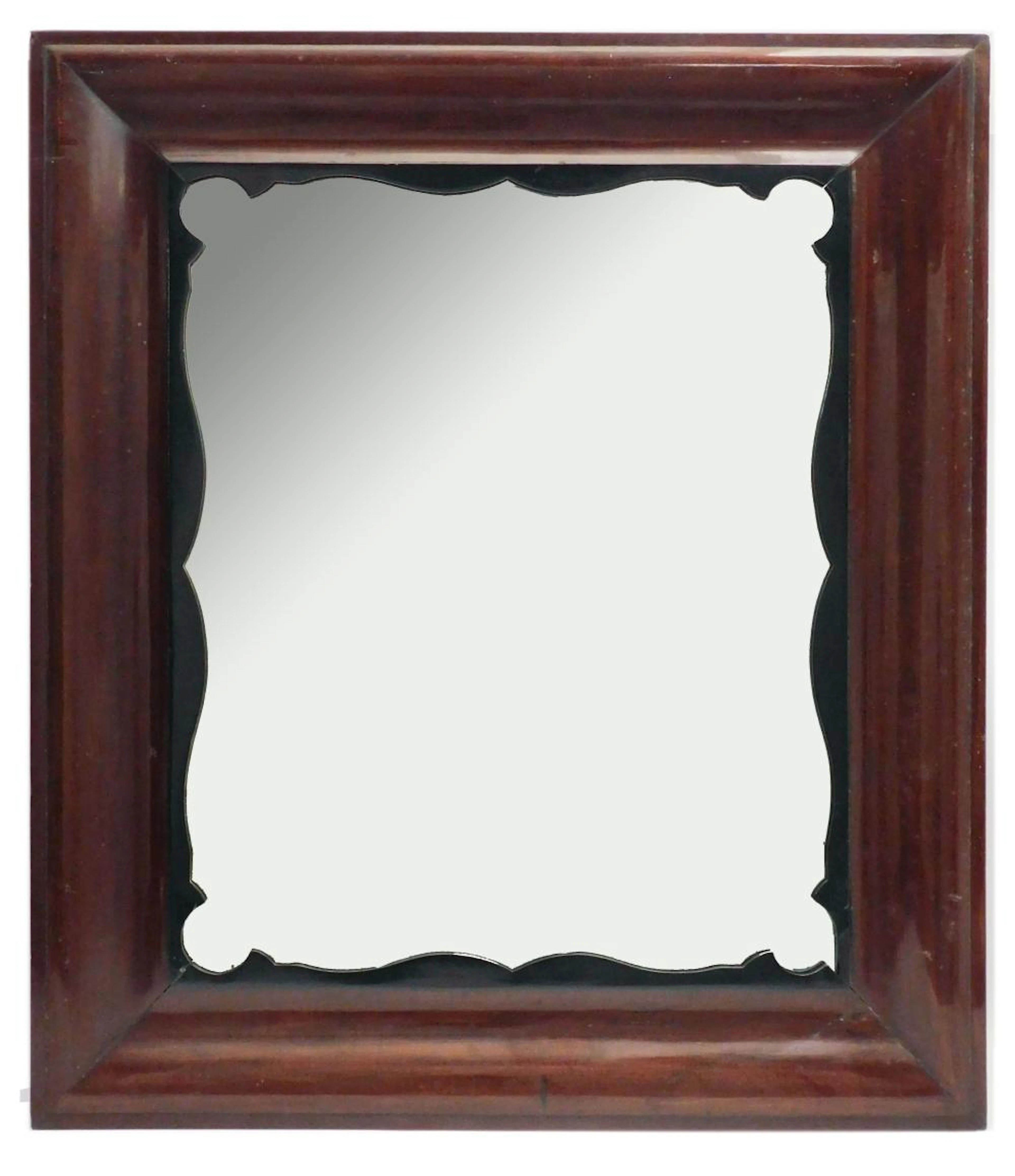 ESPEJO S.XIX en madera de caoba con ondulaciones Medidas: 78x90 cm.