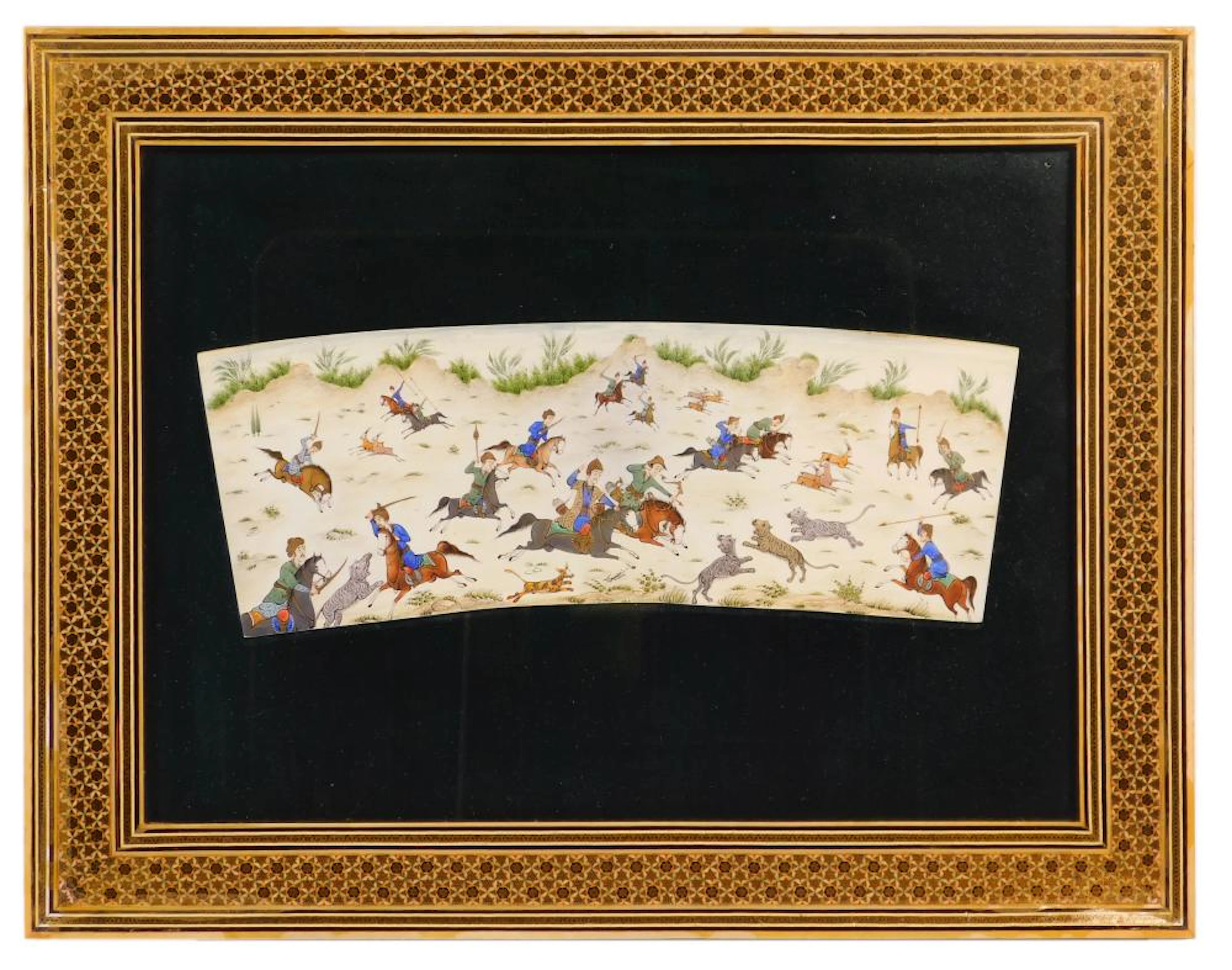 PLACA DECORADA CON GUERREROS ORIENTALES sobre hueso  Enmarcada