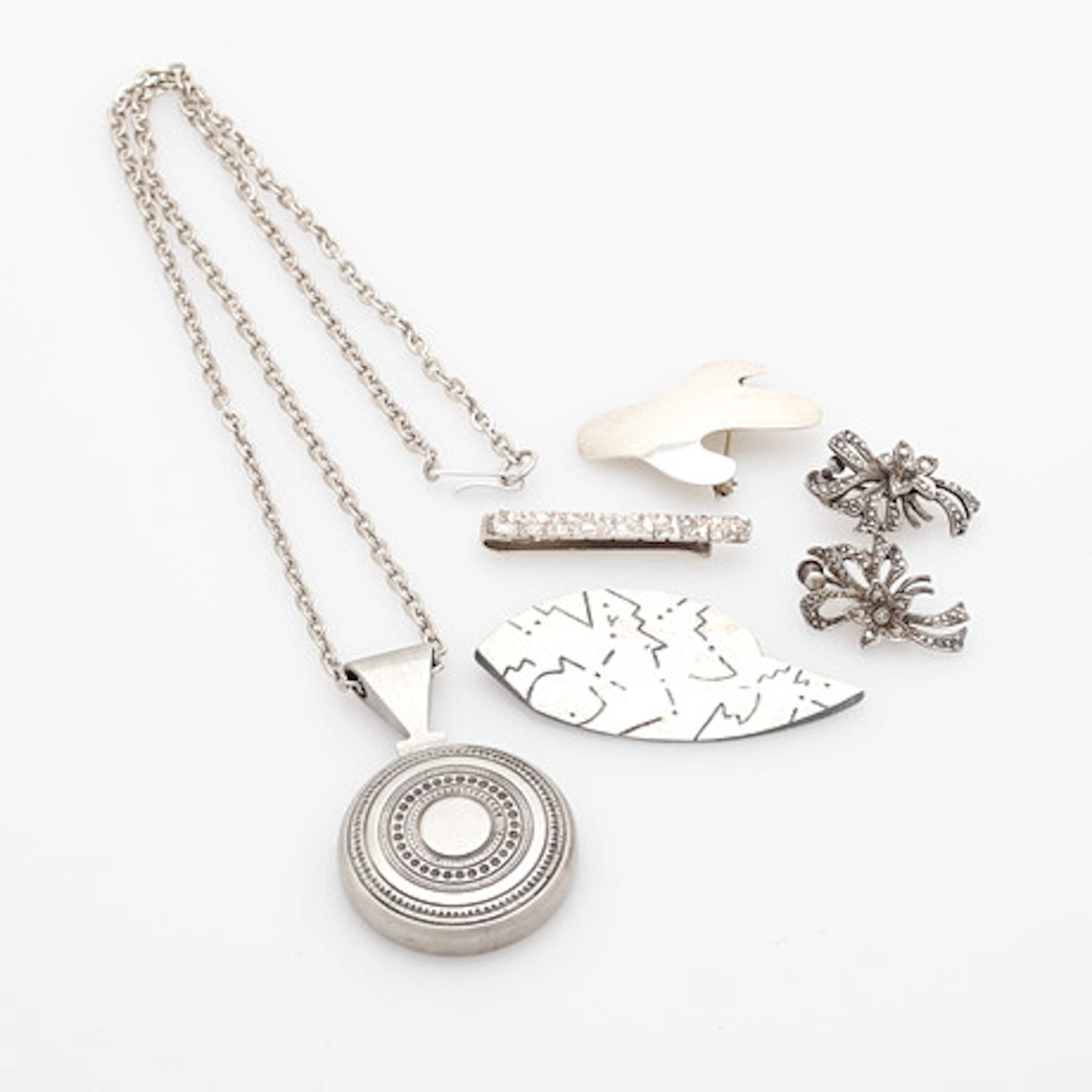 SMYCKEN, tenn, silver, stål.