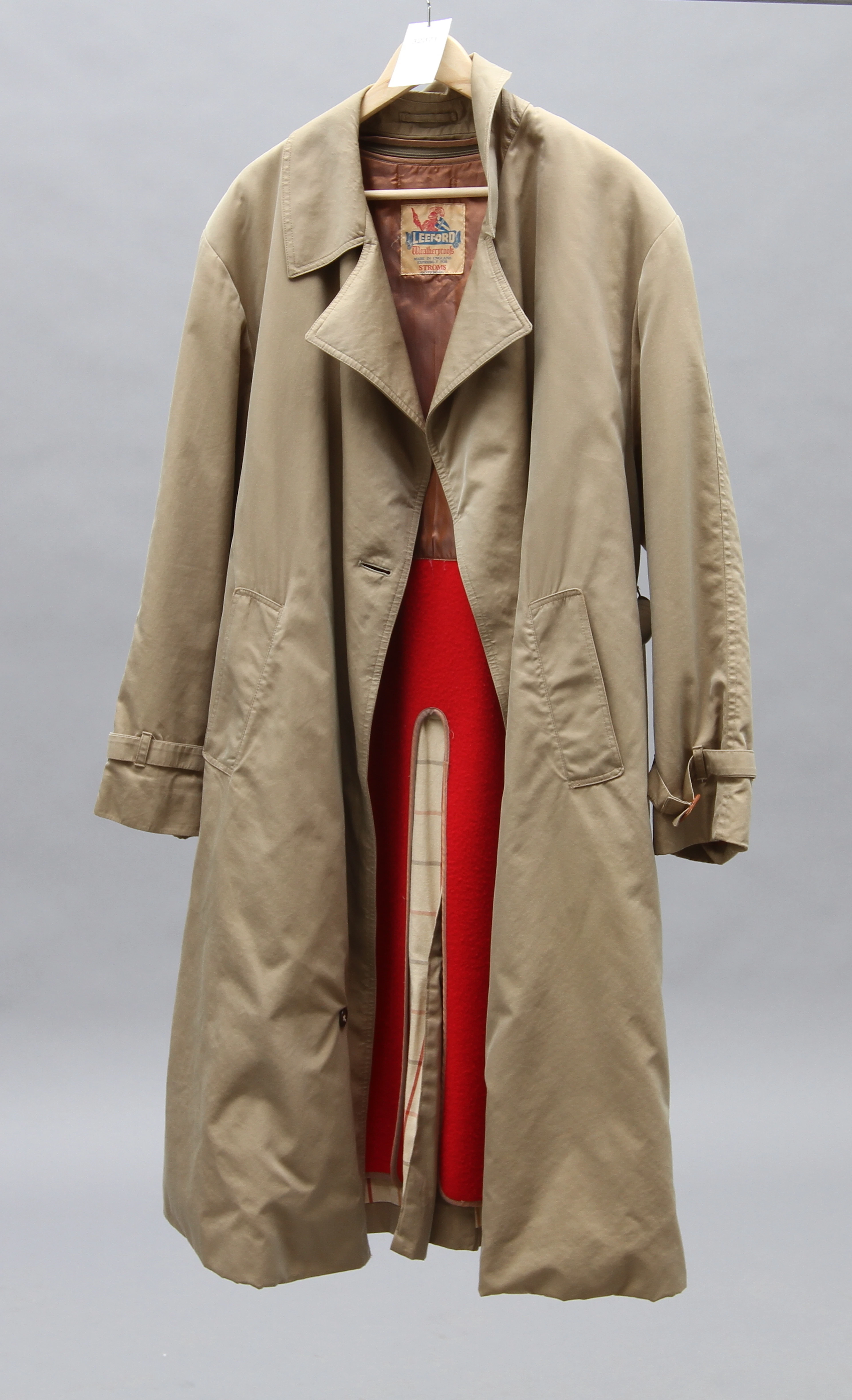 TRENCHCOAT, Leeford, 1900-talets fjärde kvartal.