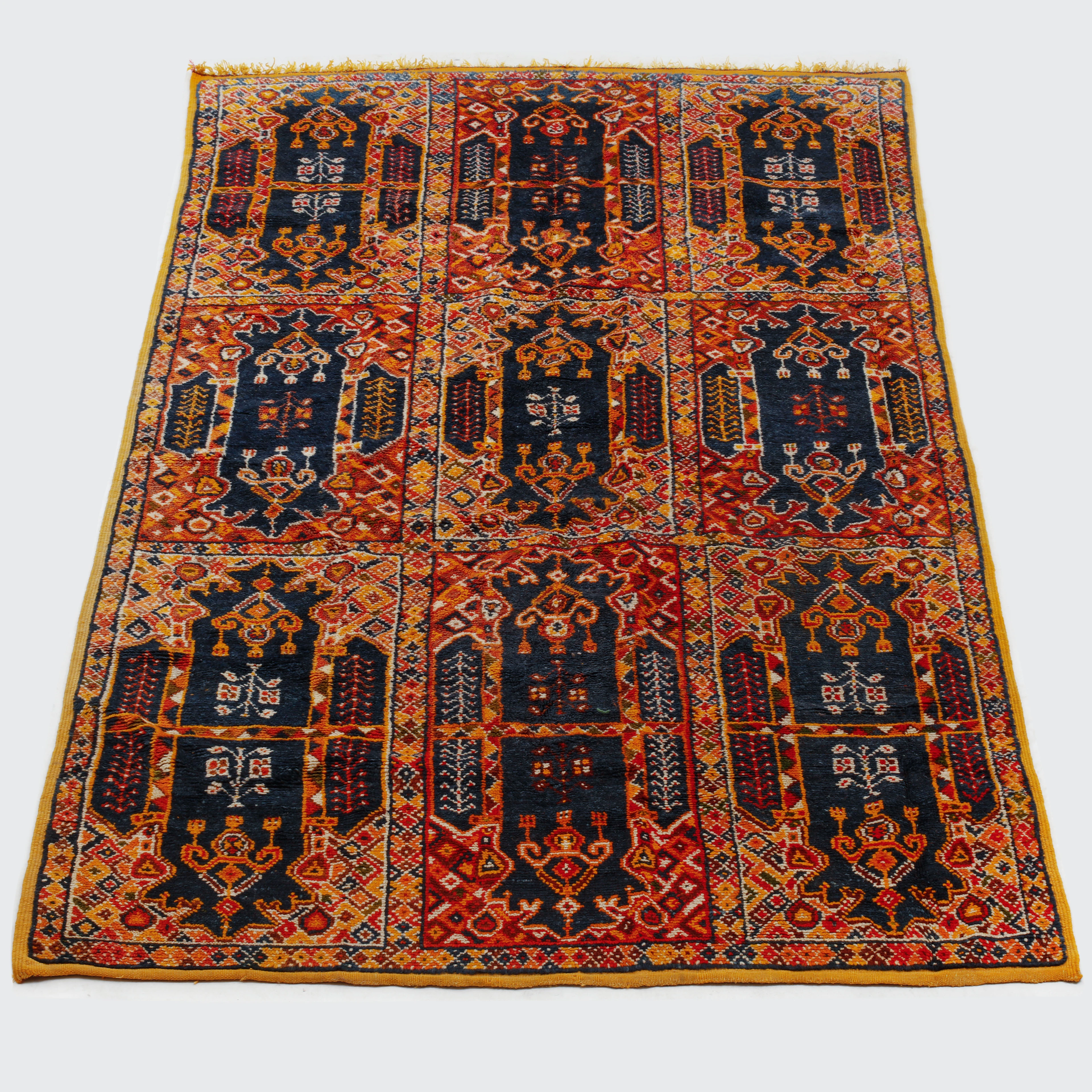 MATTA, Berber, Marocko, 250 x 165 cm.
