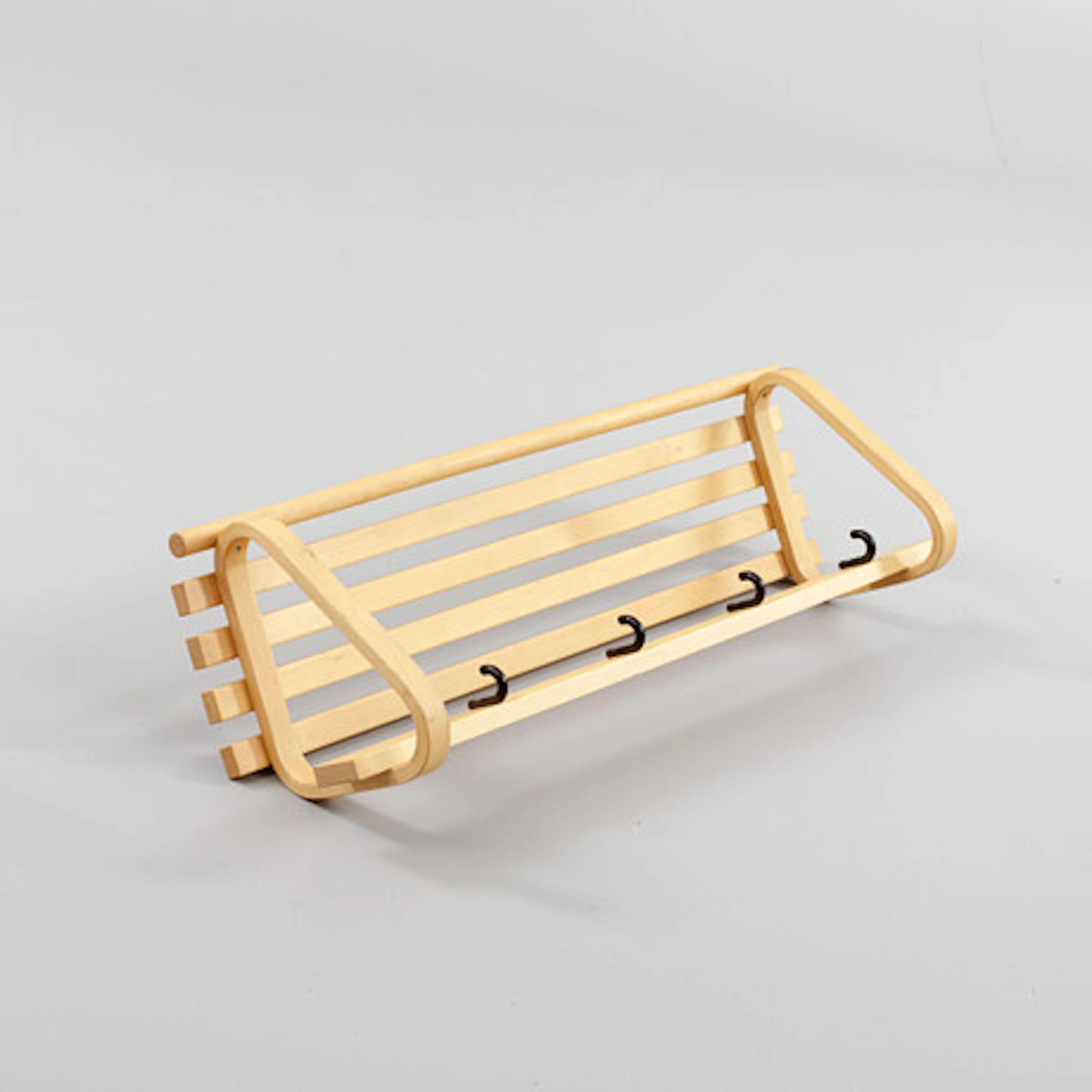 ALVAR AALTO. Hatthylla, Artek.