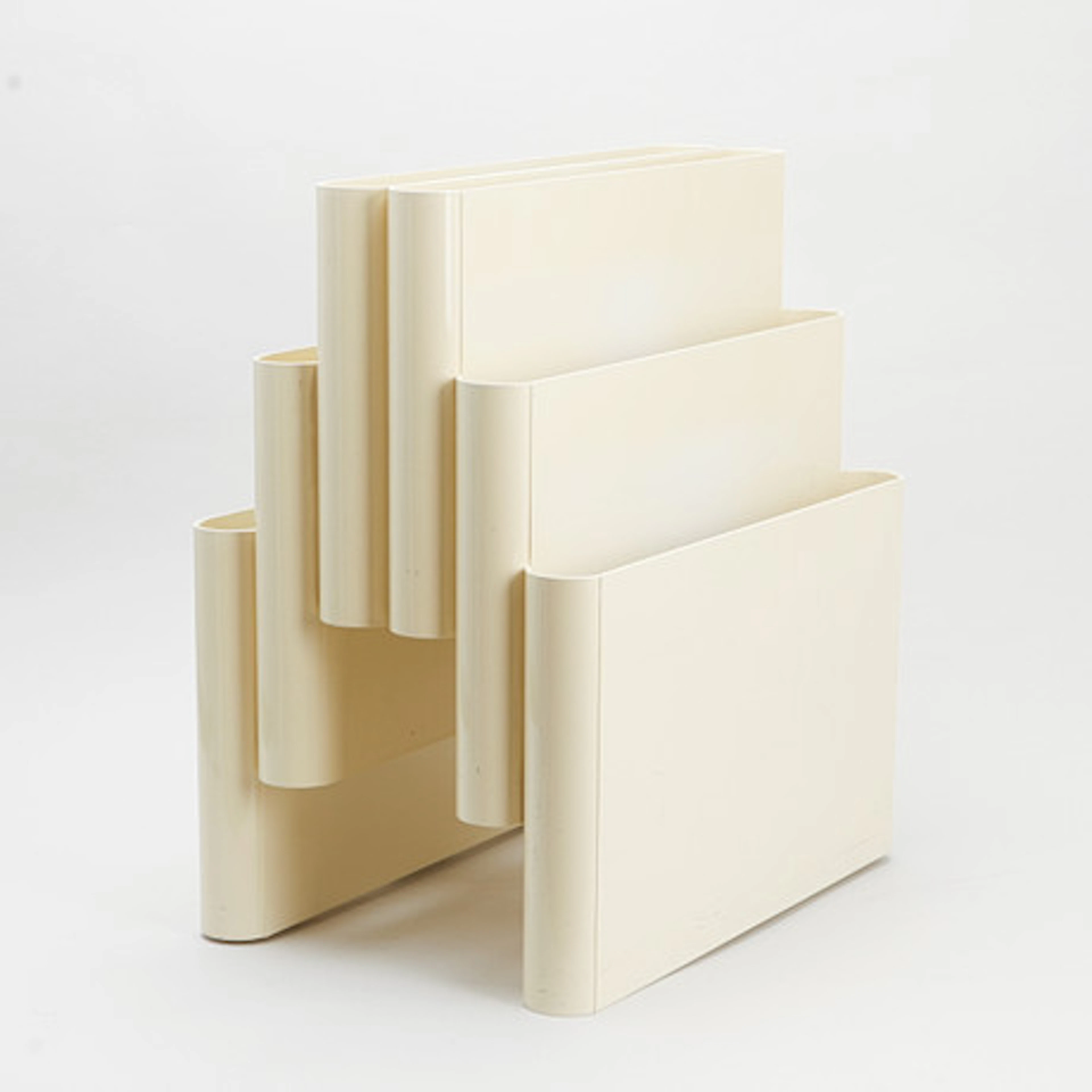GIOTTO STOPPINO. Tidningsställ, Kartell, I…