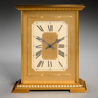 Hour Lavigne French brass table clock