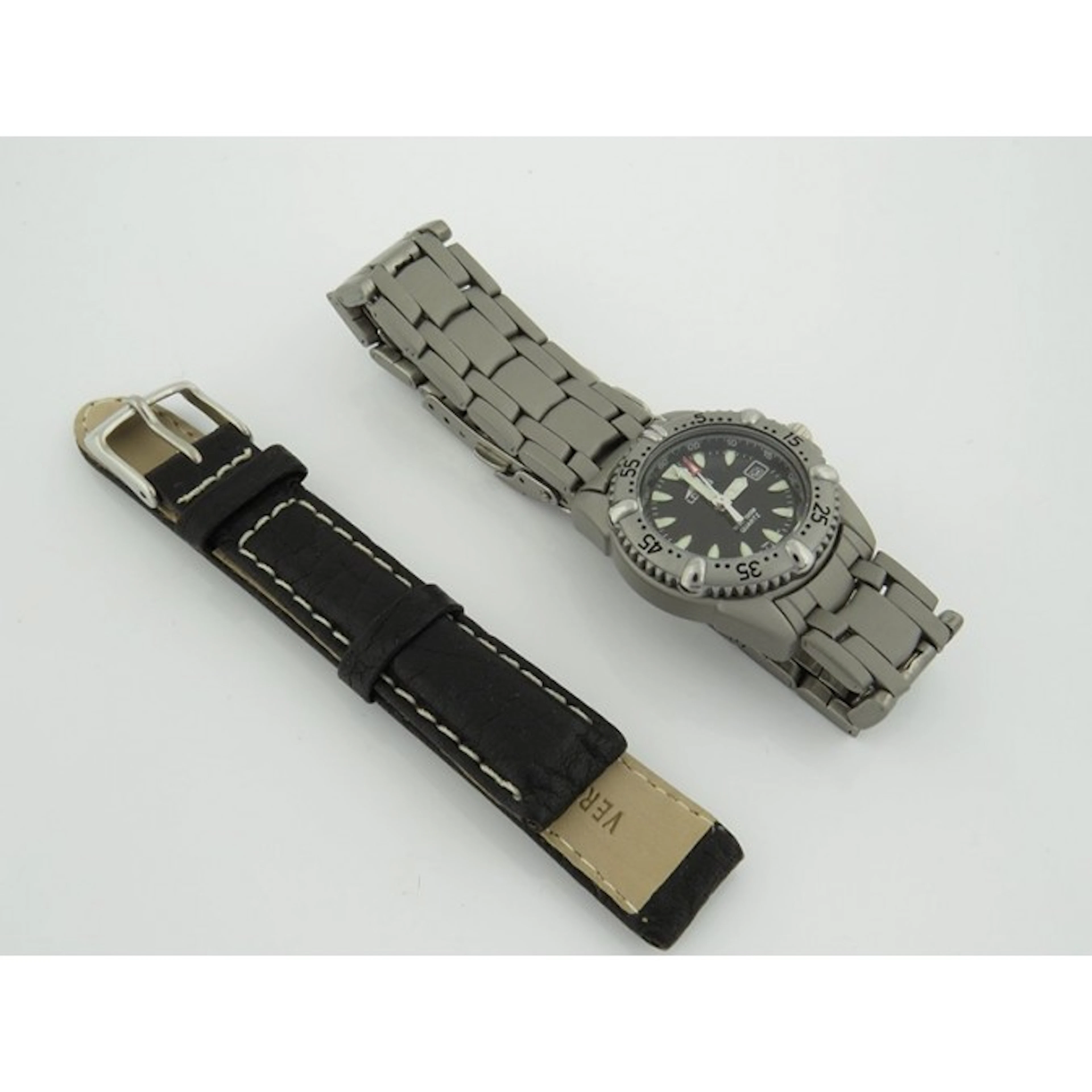 RELOJ LOTUS