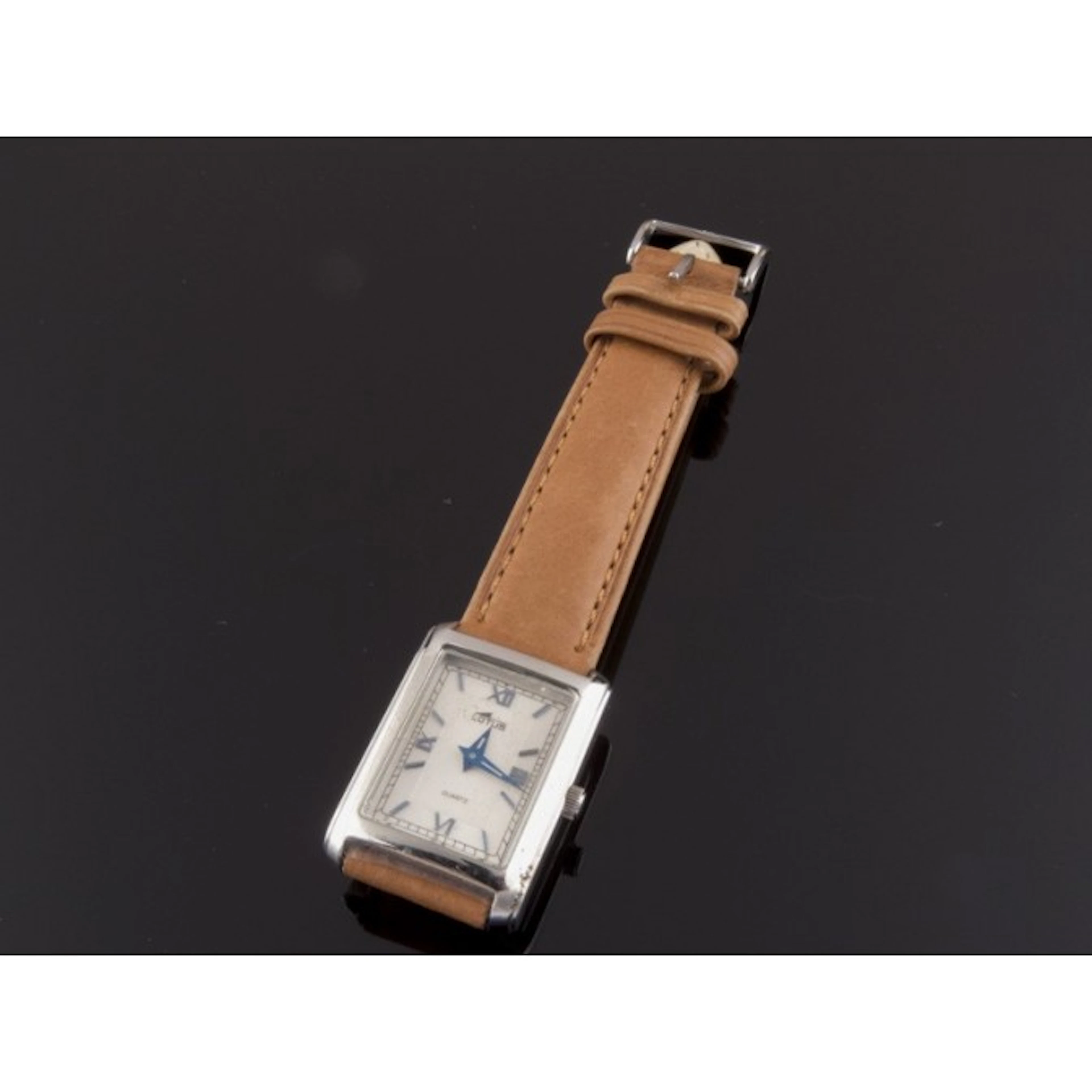 RELOJ LOTUS