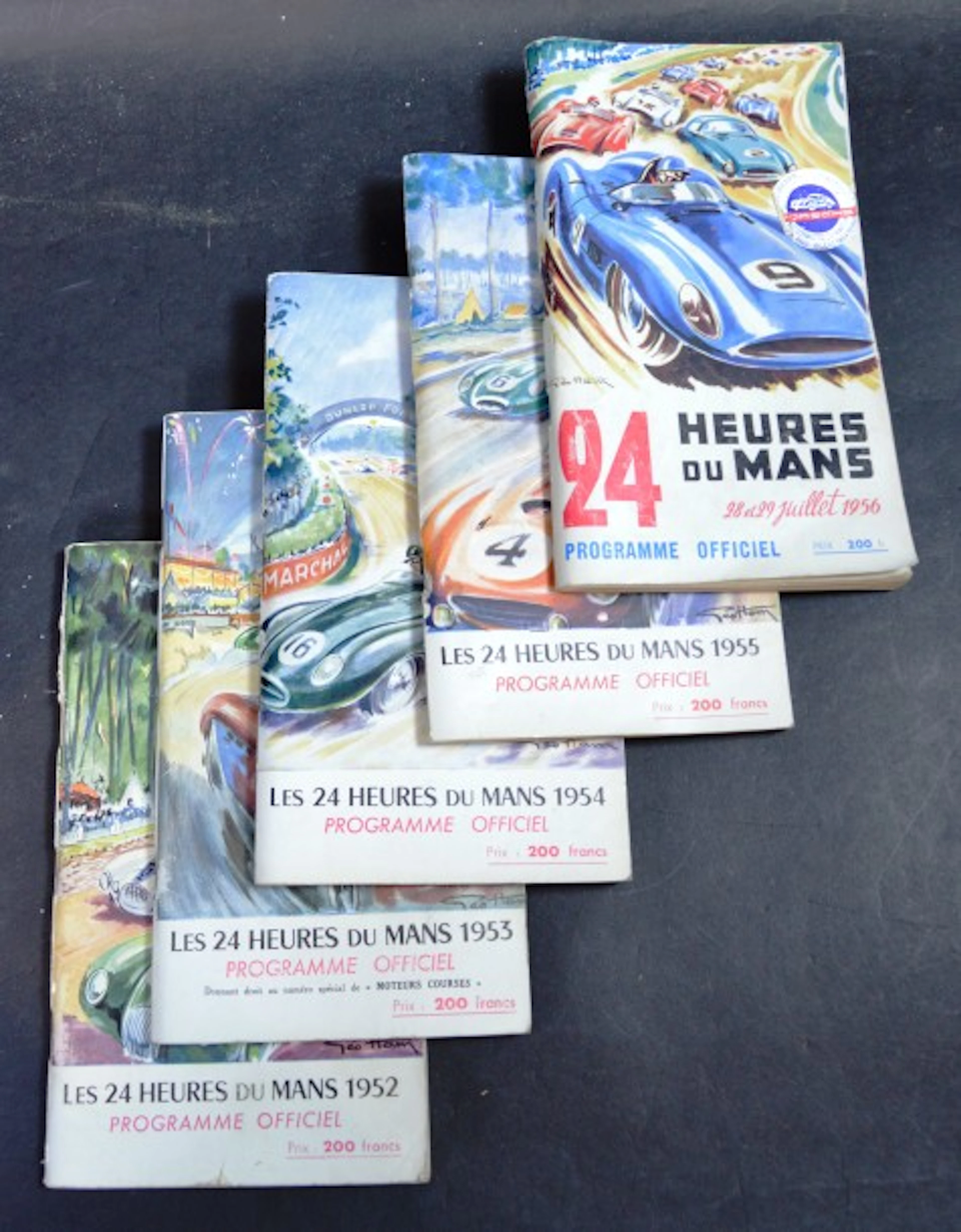 "Programmes des 24 Heures du Mans de 1952 à 1956" Série de cinq programmes