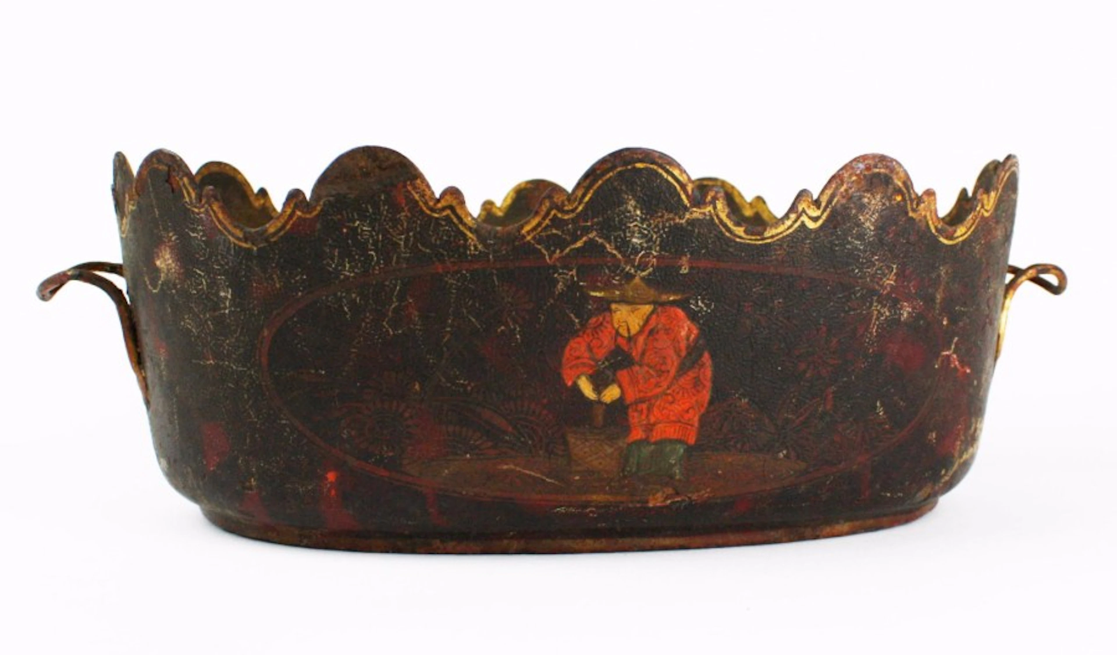 VERRIERE en tôle à décor en polychromie de chinoiseries