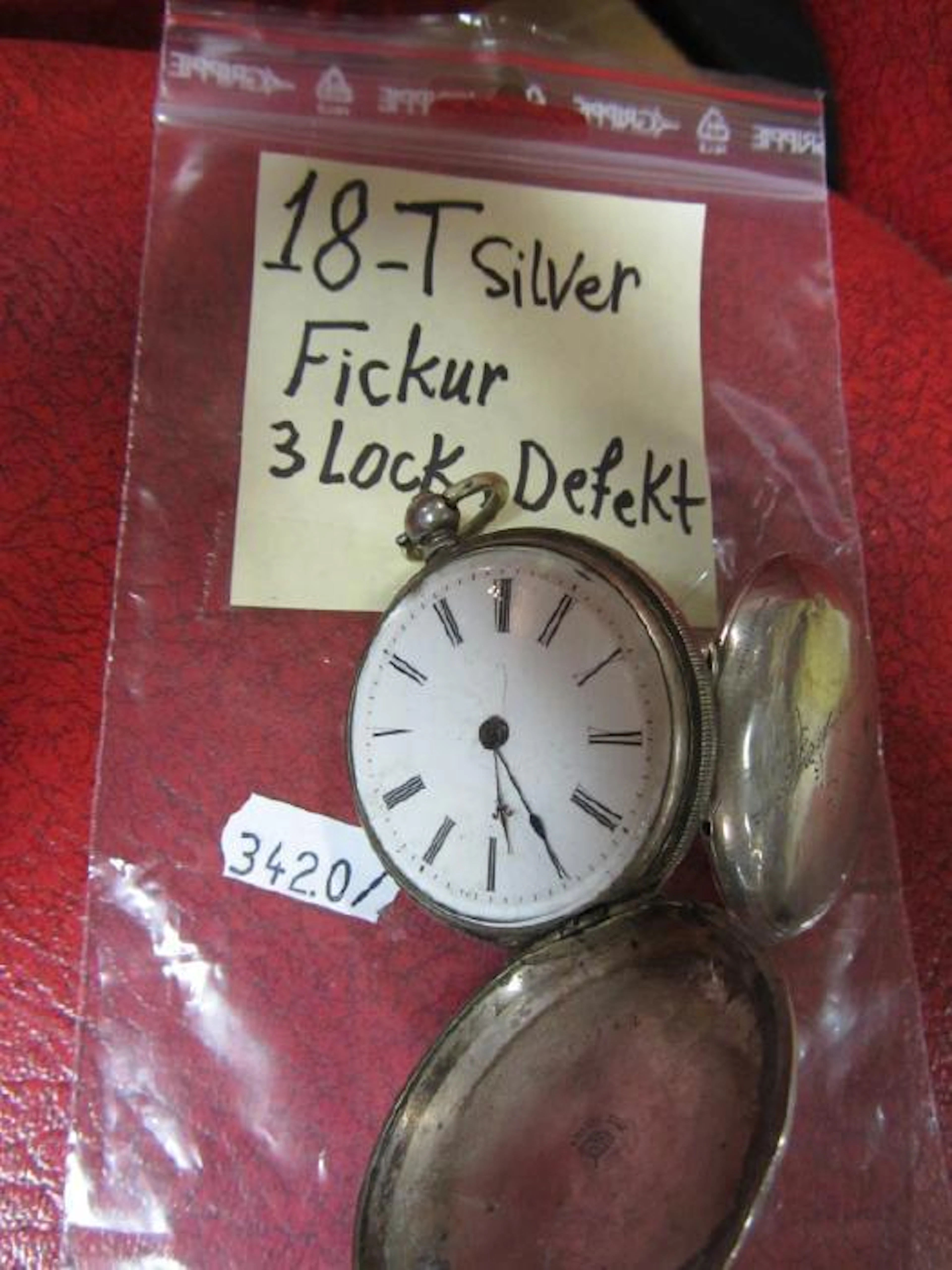 Antikt fickur 1800/tal, silver nyckeldragare, deffekt