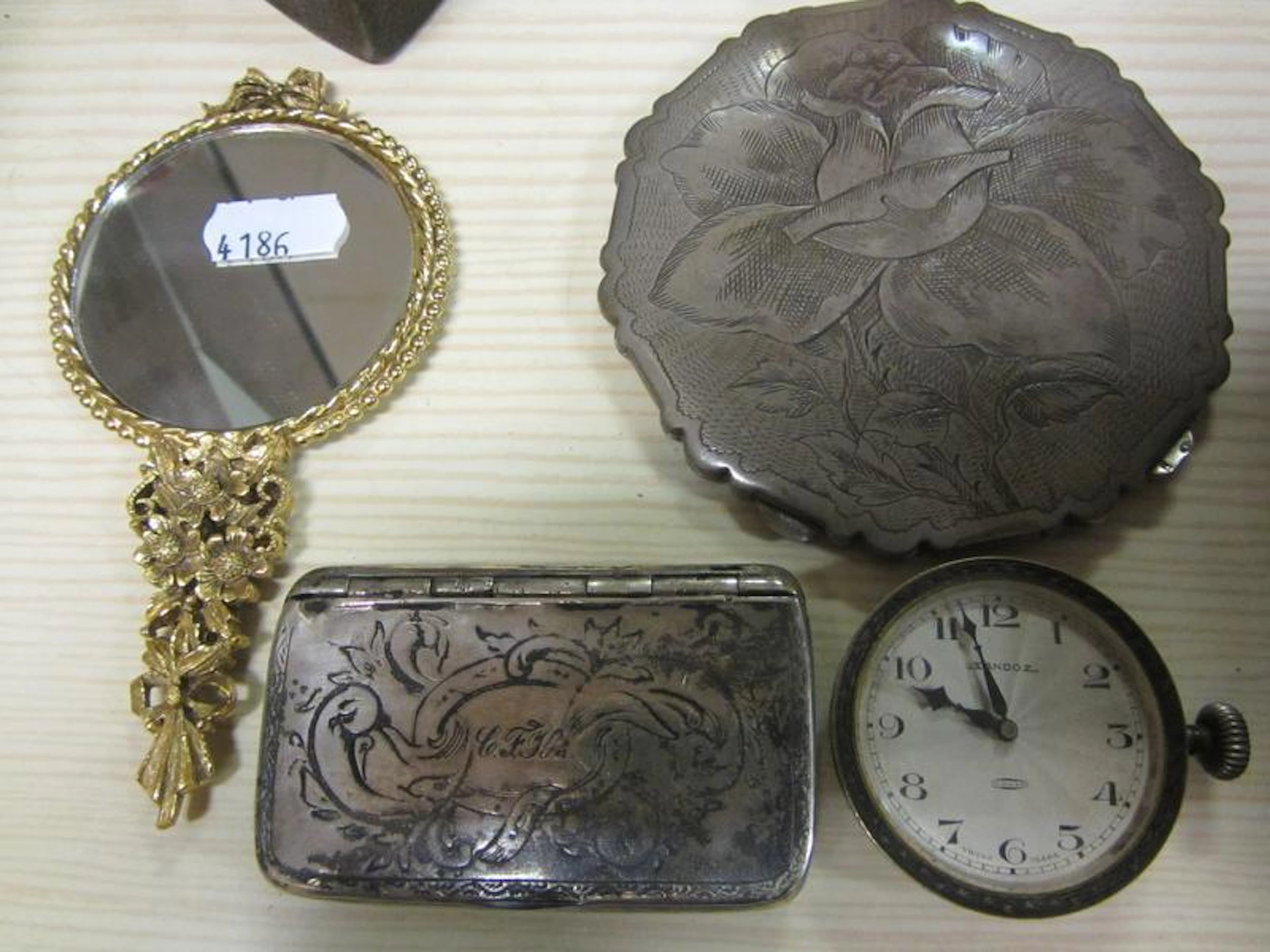 Fickur Sandos äldre ovanligt, antik spegel (glas fattas), snusdosa m m