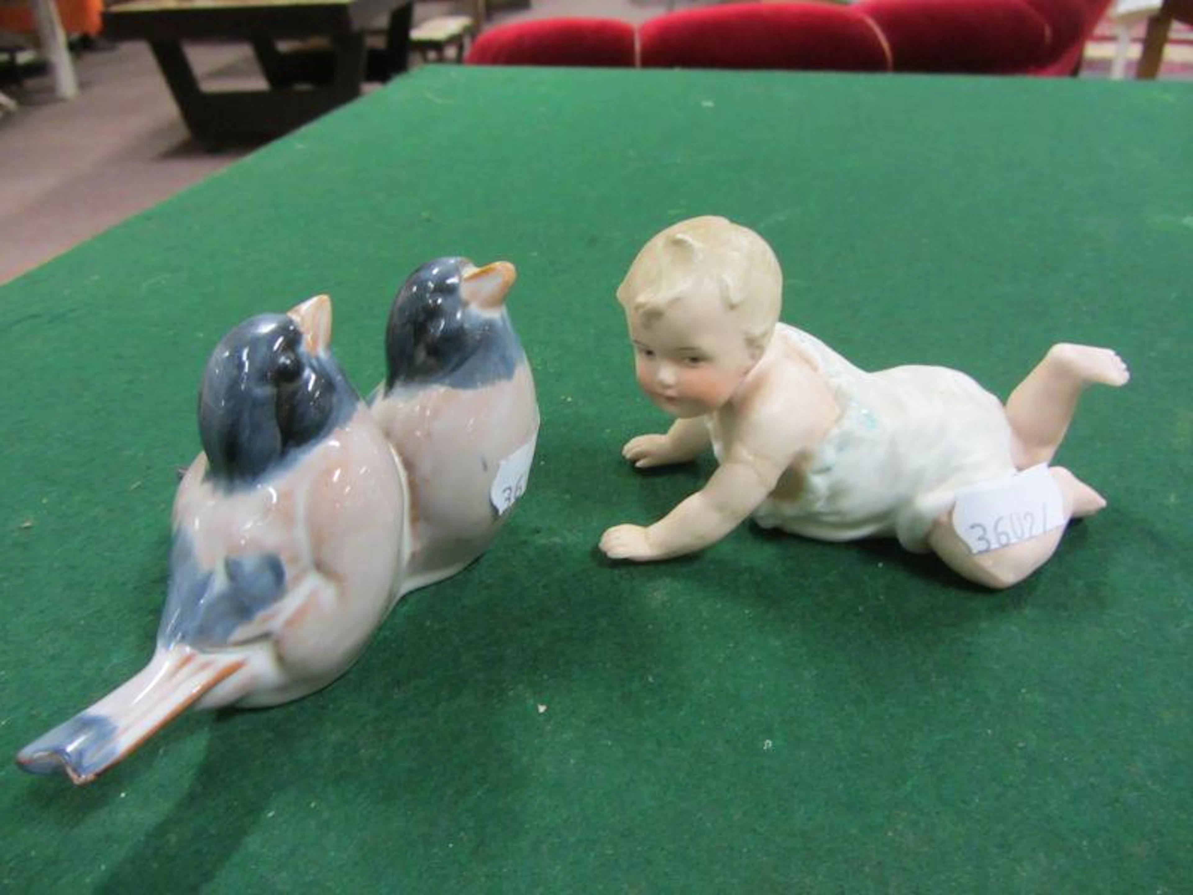2 st figuriner bl a DK