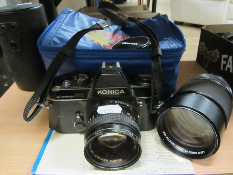 Konica systemkamera med objektiv