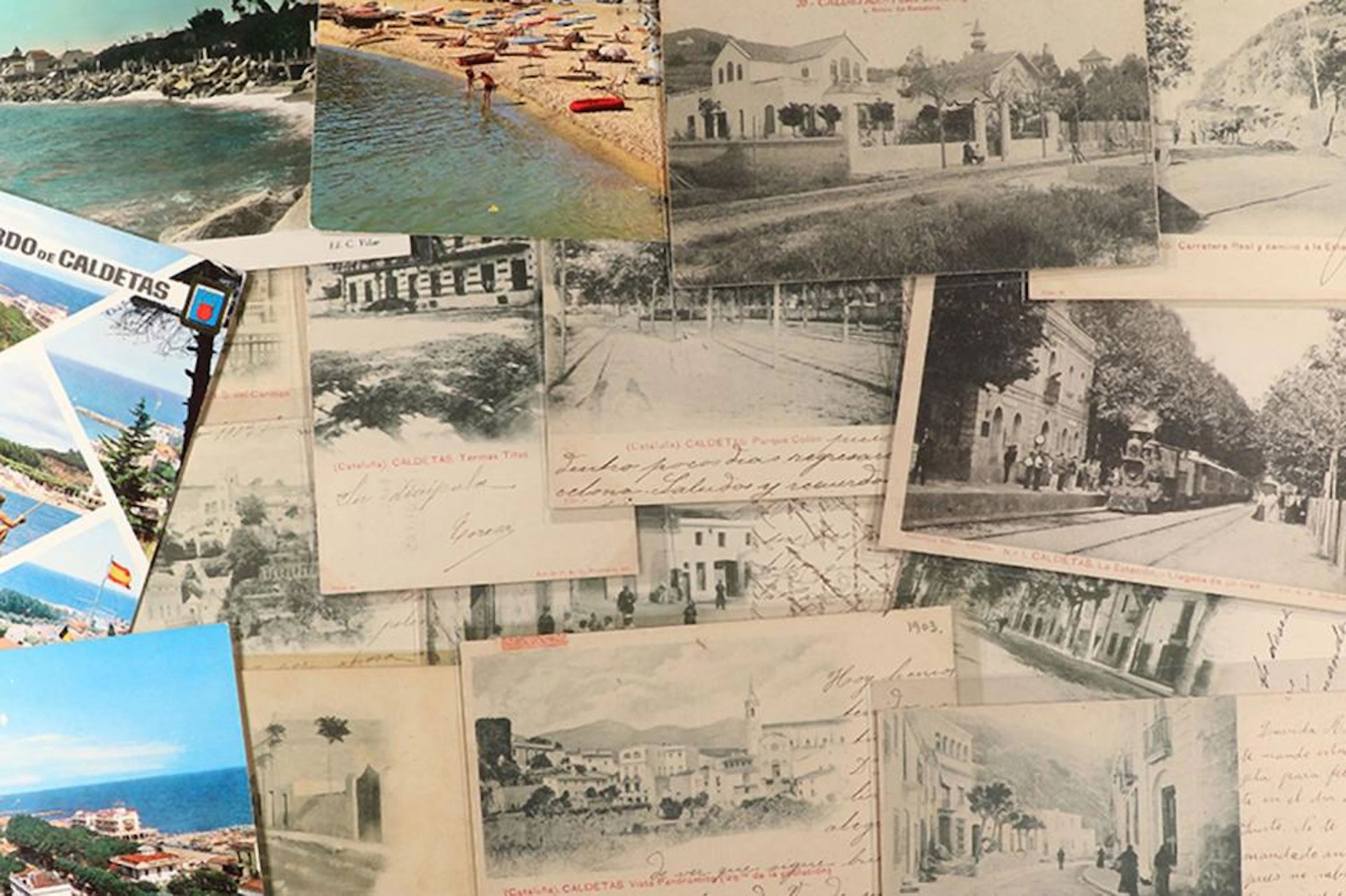 1920 ca. LOTE DE MÁS DE 40 POSTALES ANTIGUAS