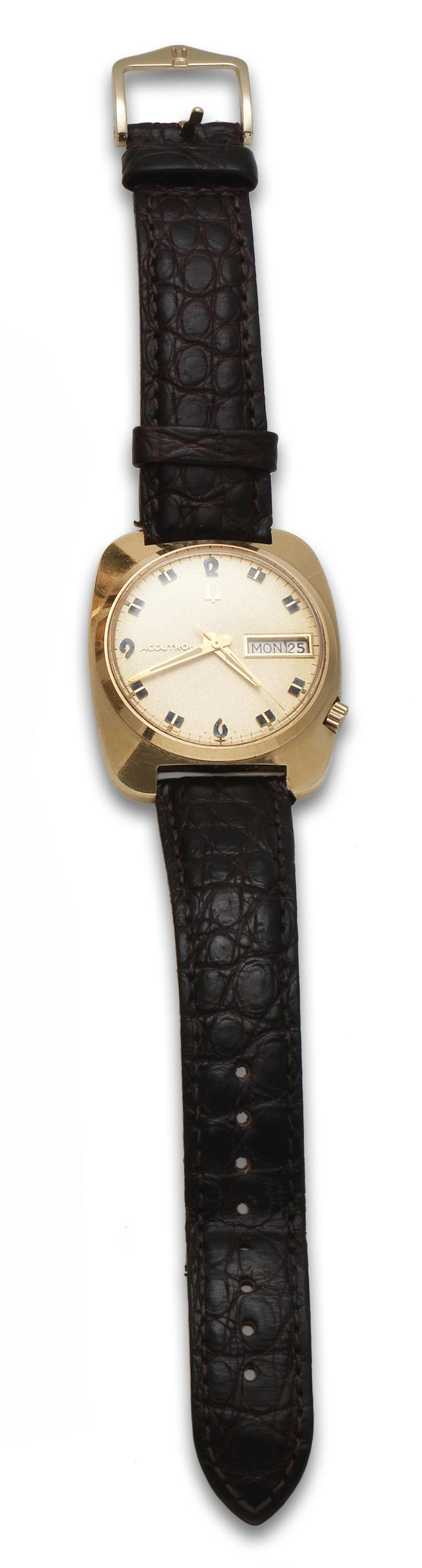 Reloj de pulsera BULOVA Accutron , aos 60 , en oro de 14K. REF F 29809.M 8