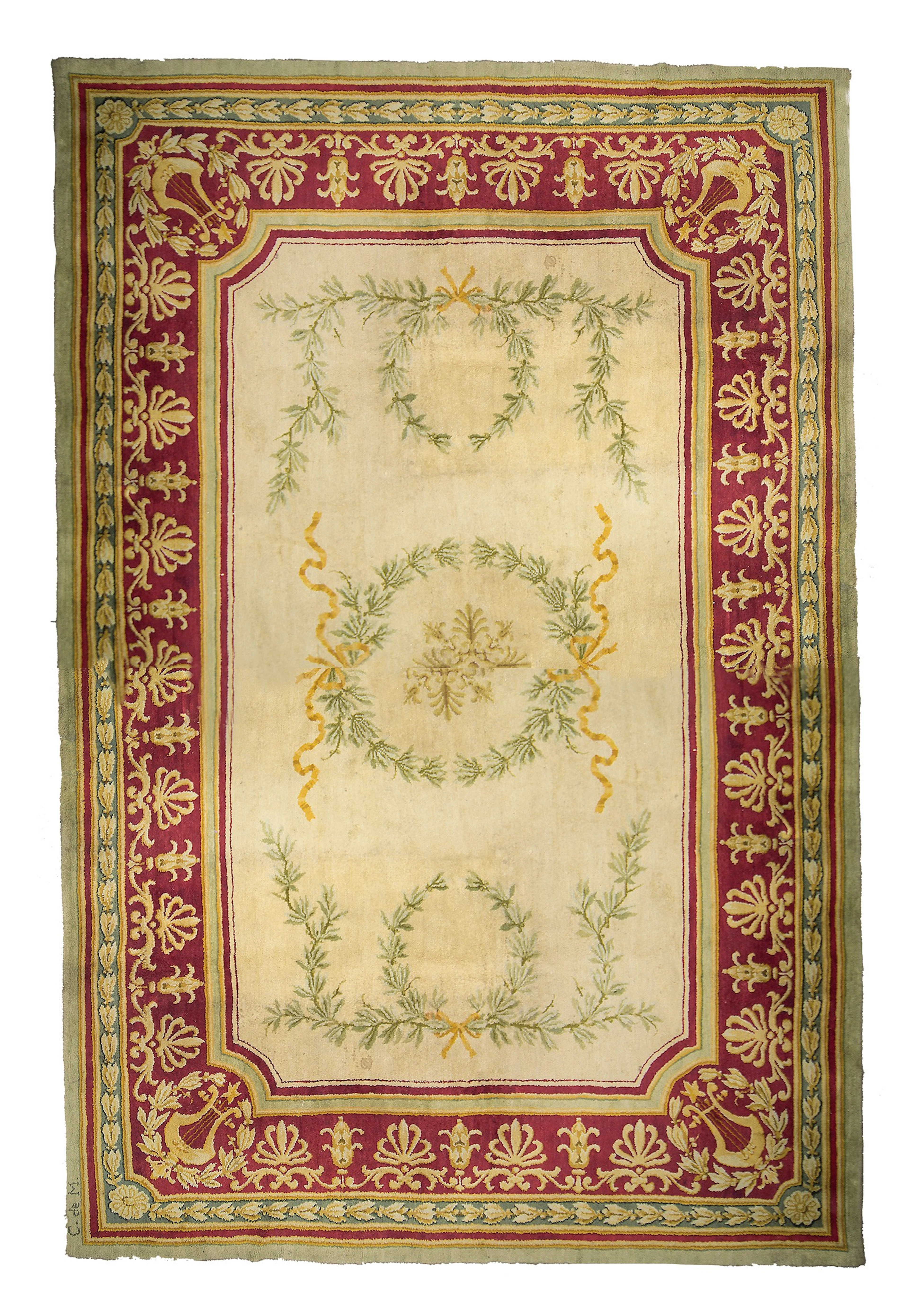Alfombra de estilo Luis XV aubusson con decoración de flores
