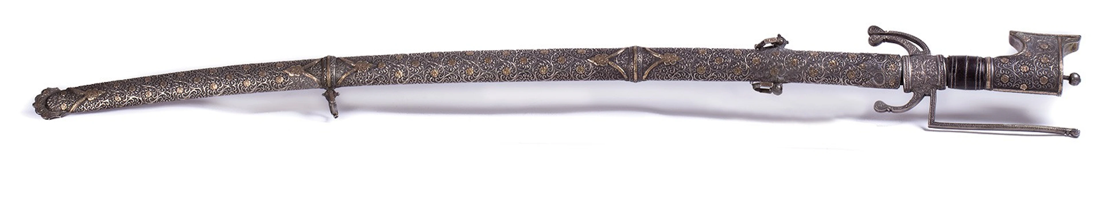 Espada con empuñadura rematado por un oso de plata, S. XIX