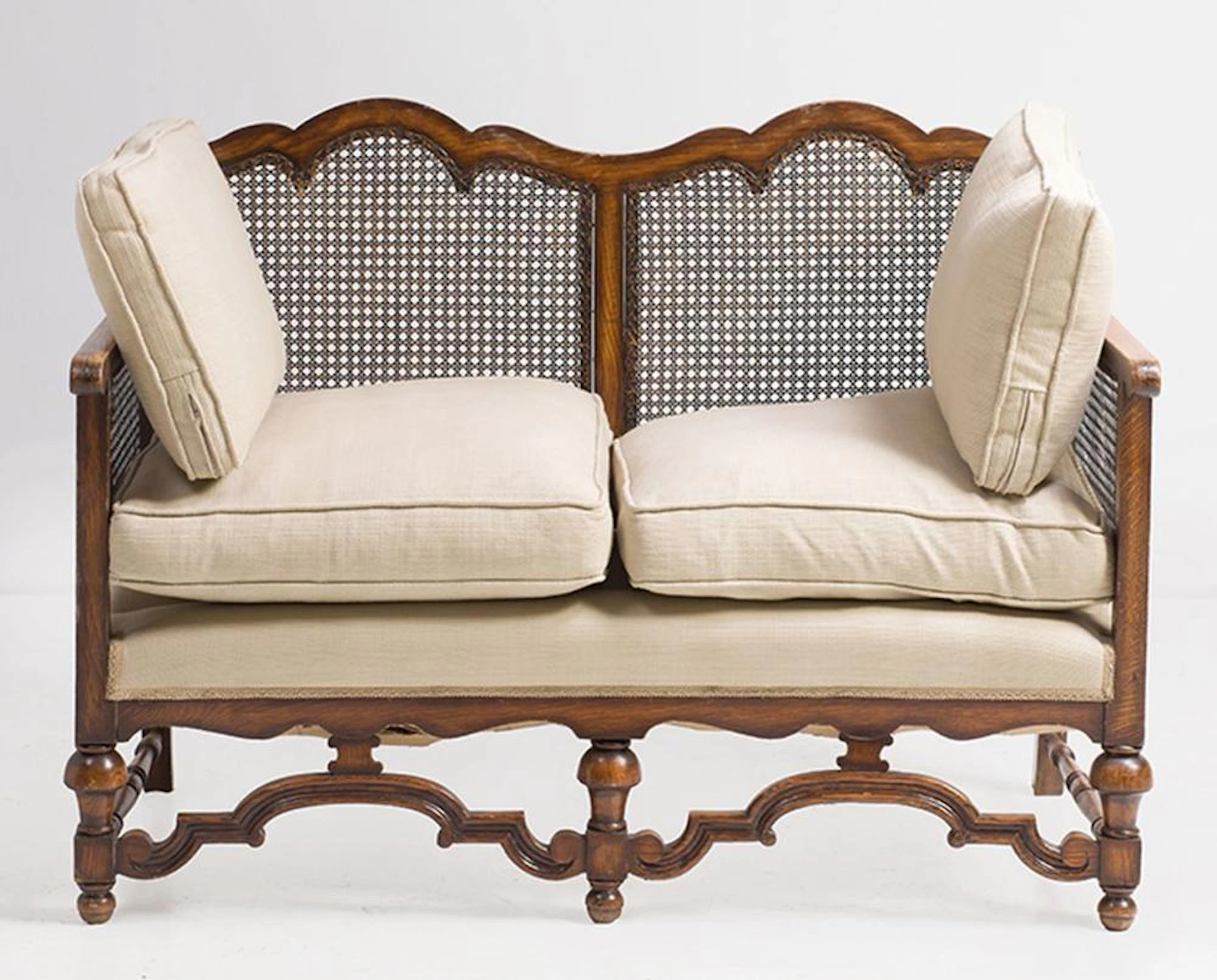 A CANAPE, EARLY 20TH CENTURY, Sofá dos plazas rejilla 86 x