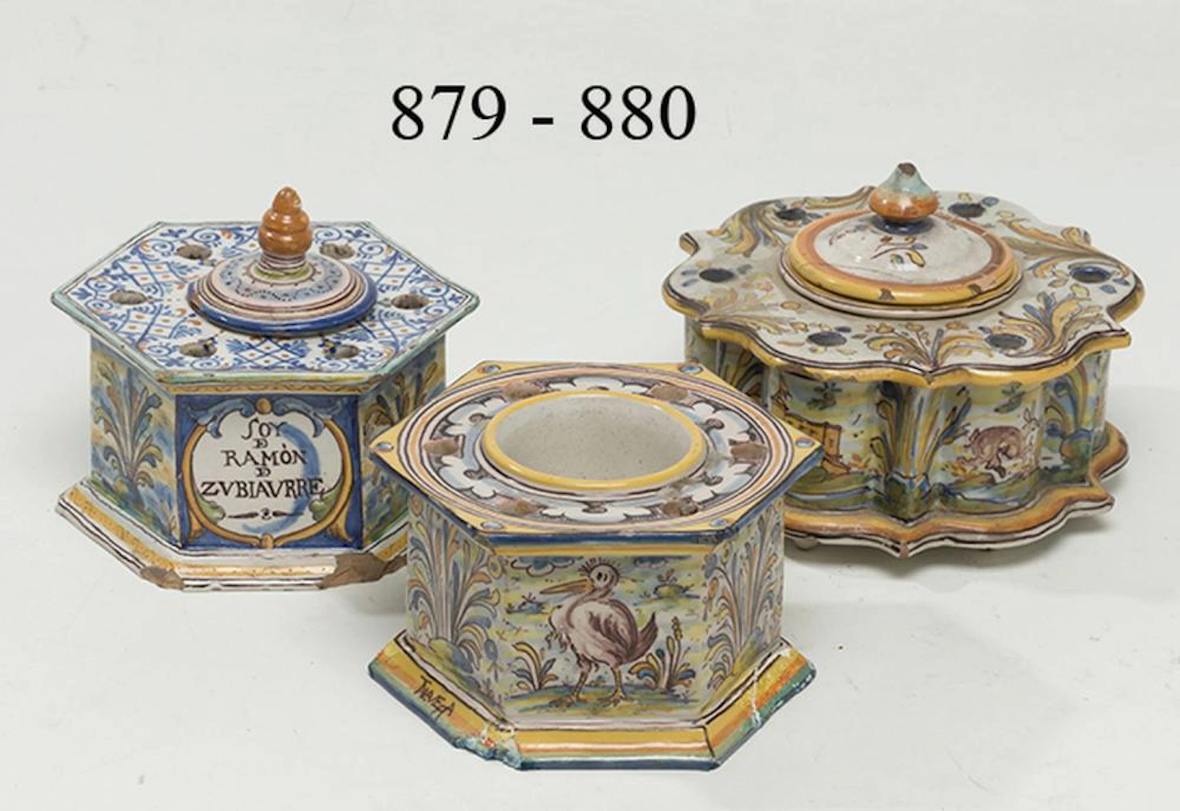 Tintero y arenero de cerámica de Talavera