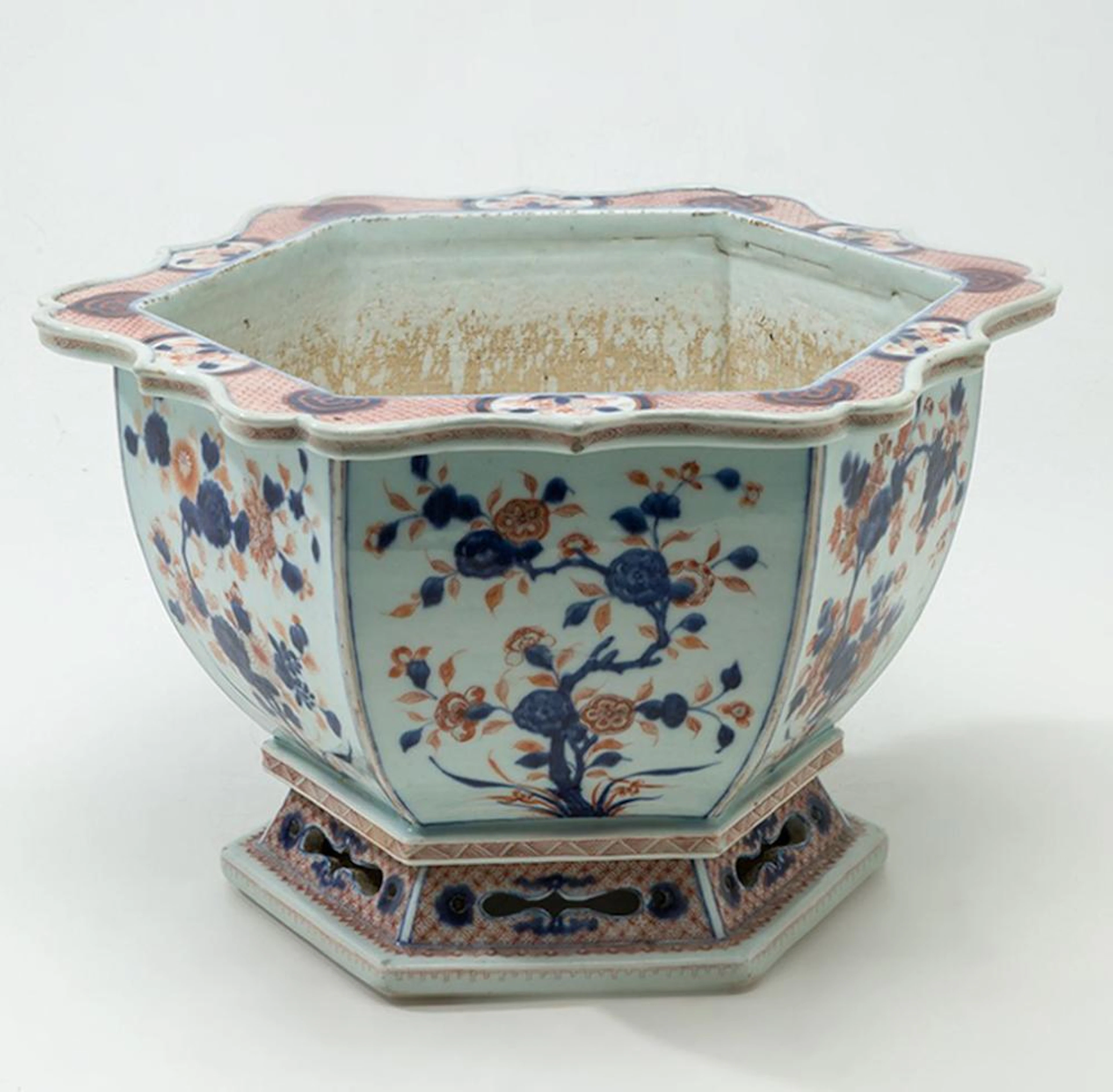 Centro de mesa en porcelana imari, e. Kangxi