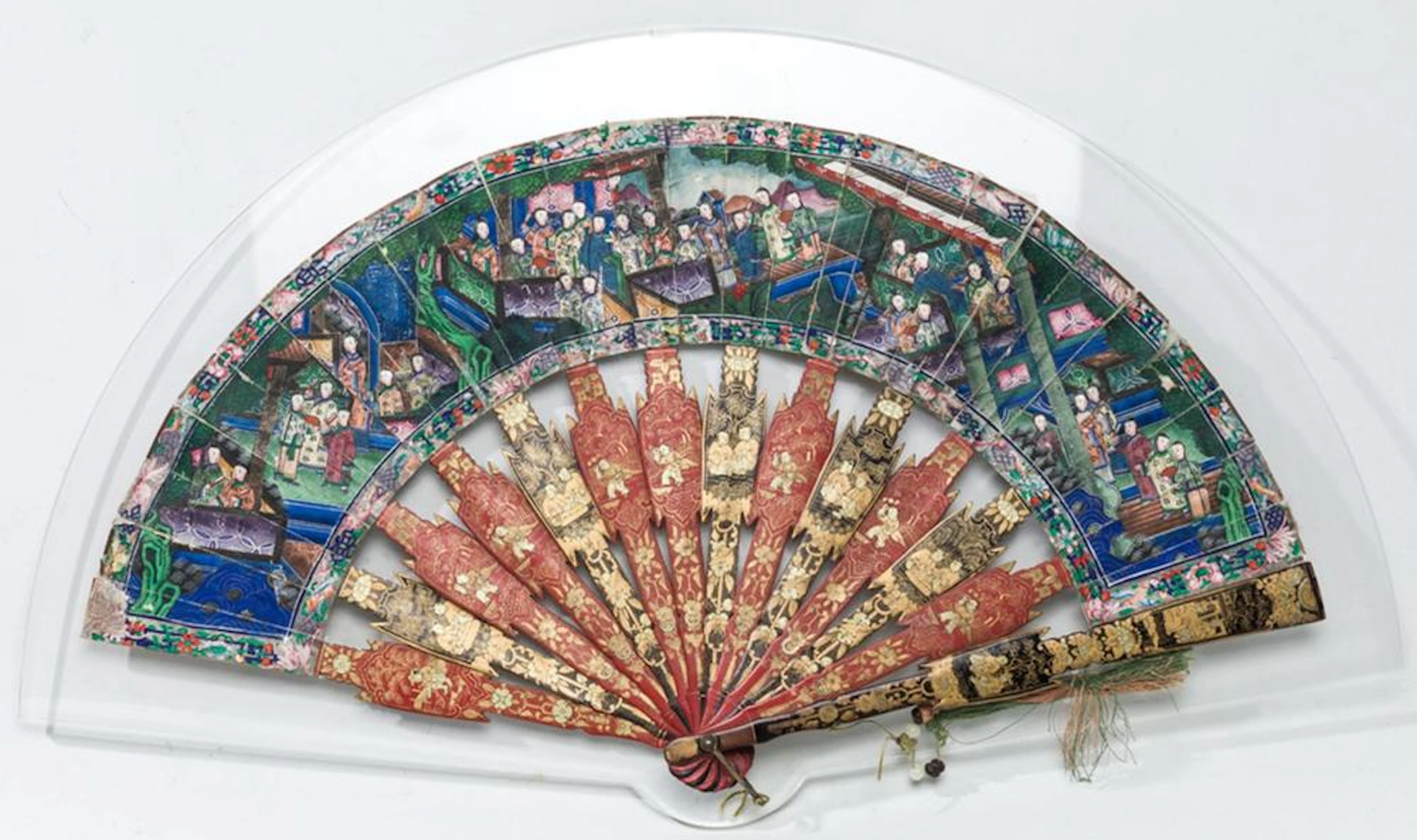 Abanico oriental mil caras