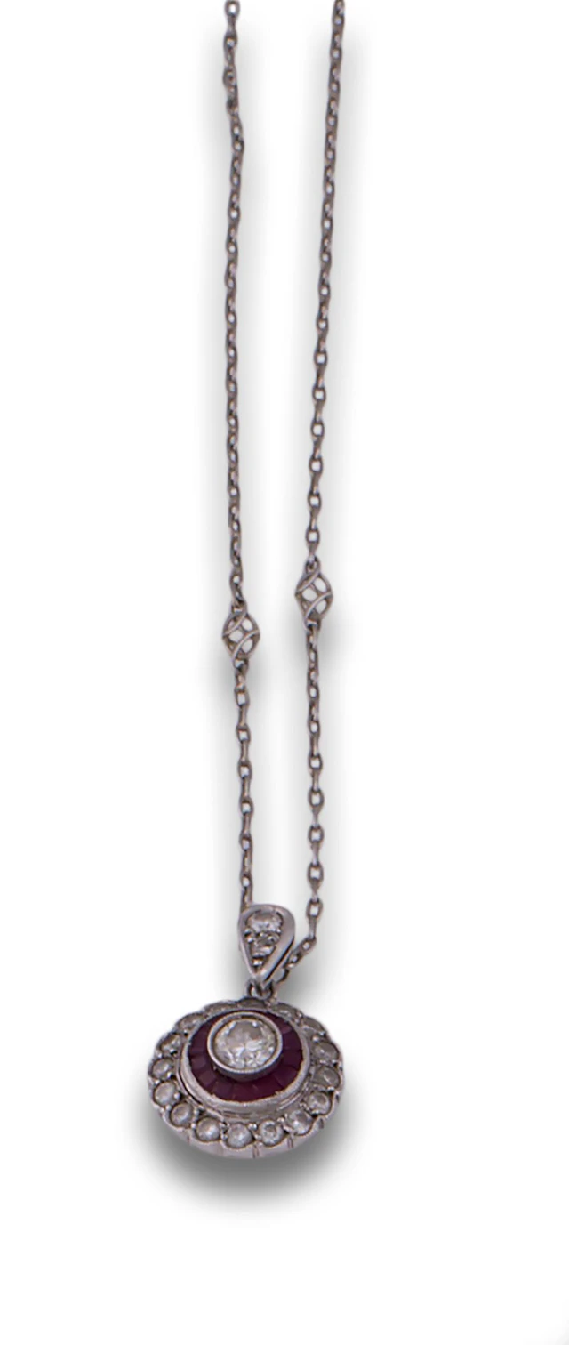 PENDENTIF CHAIN 20'S PLATINUM DIAMONDS AND RUBIES
