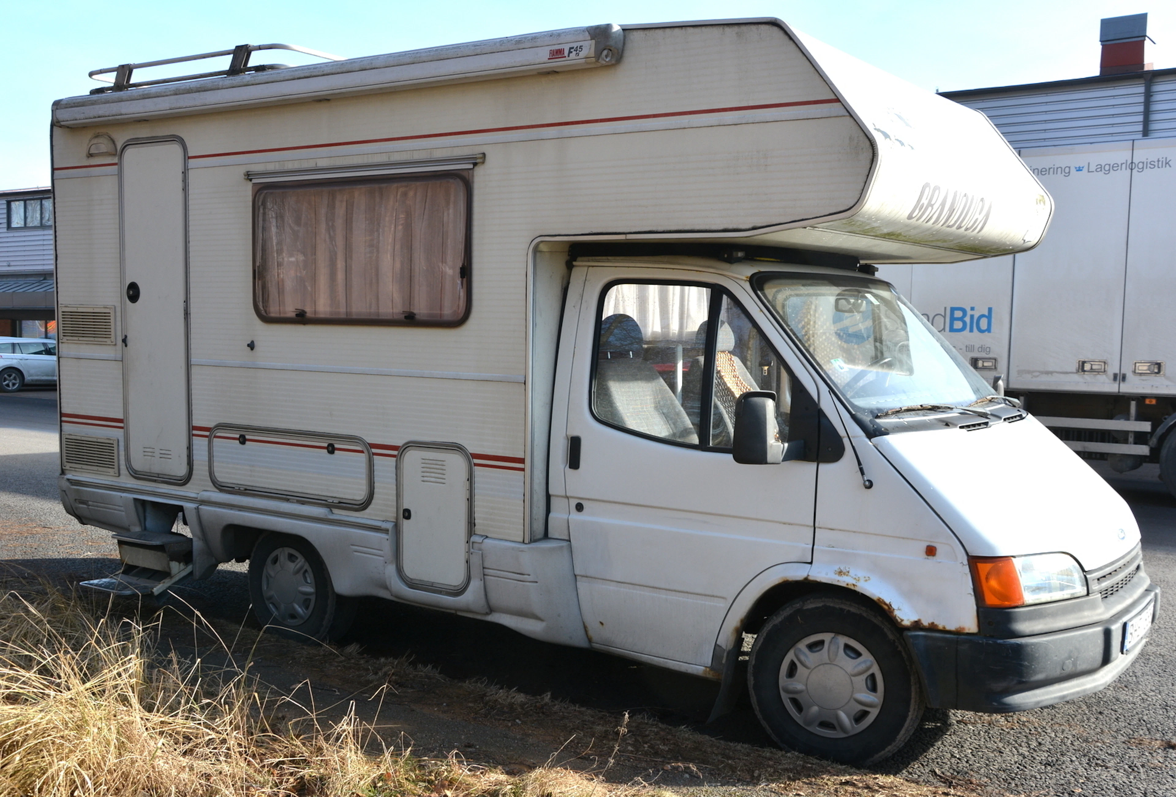HUSBIL, Ford Granduca 5605, 1994.