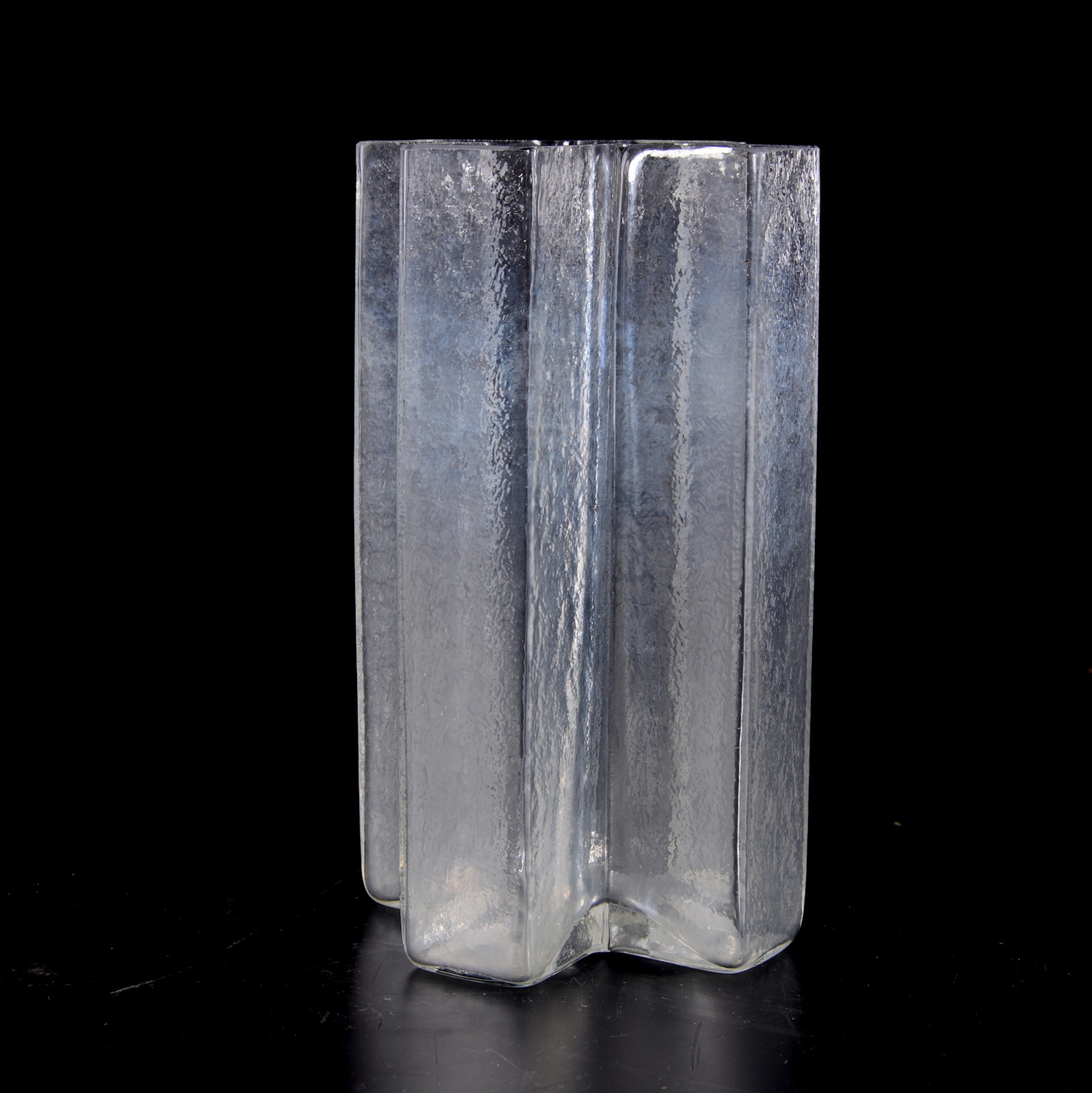 VAS, glas, "Crosses", Bodil Kjaer.