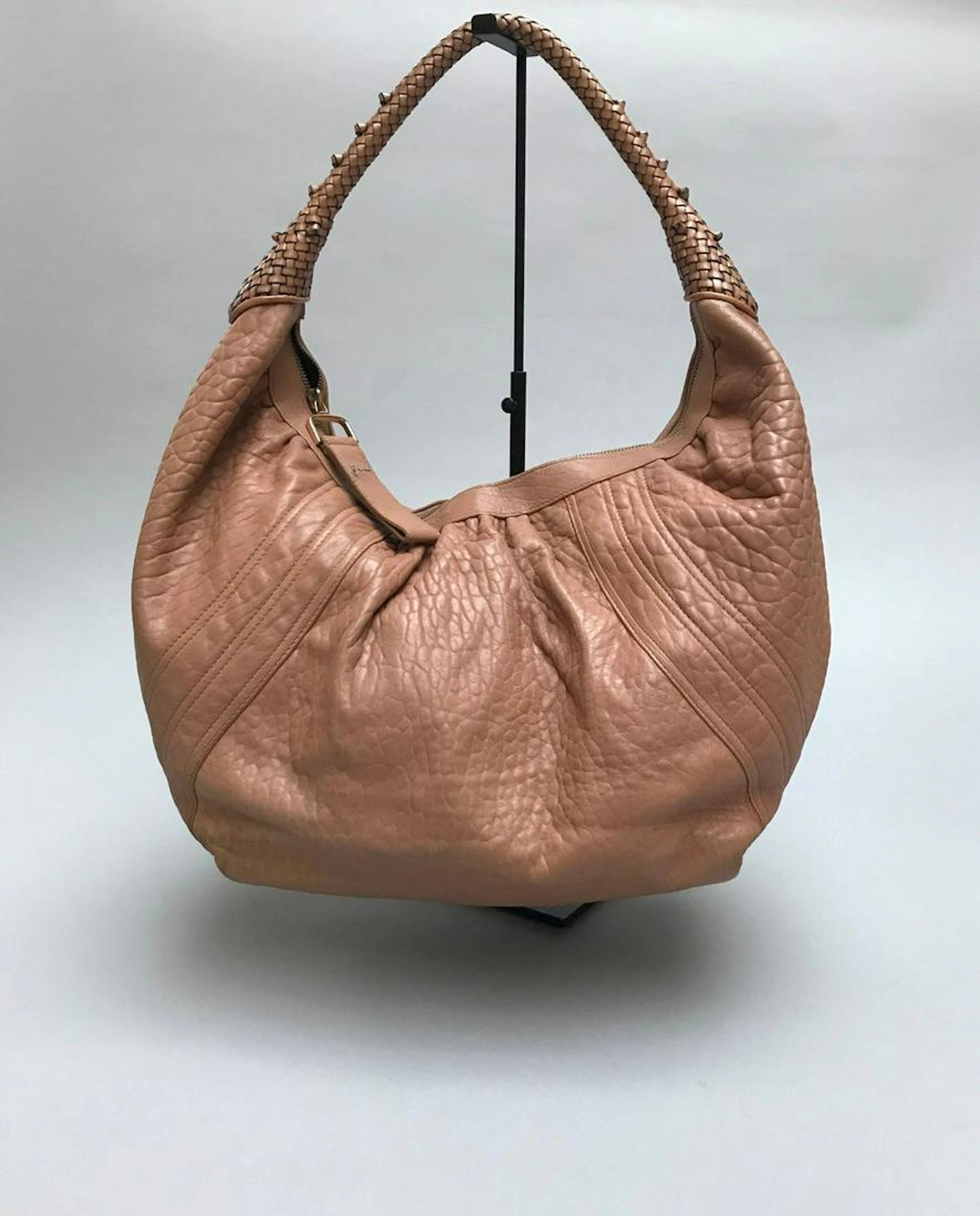 FENDI GRAND SAC "SPY" en cuir grainé rose