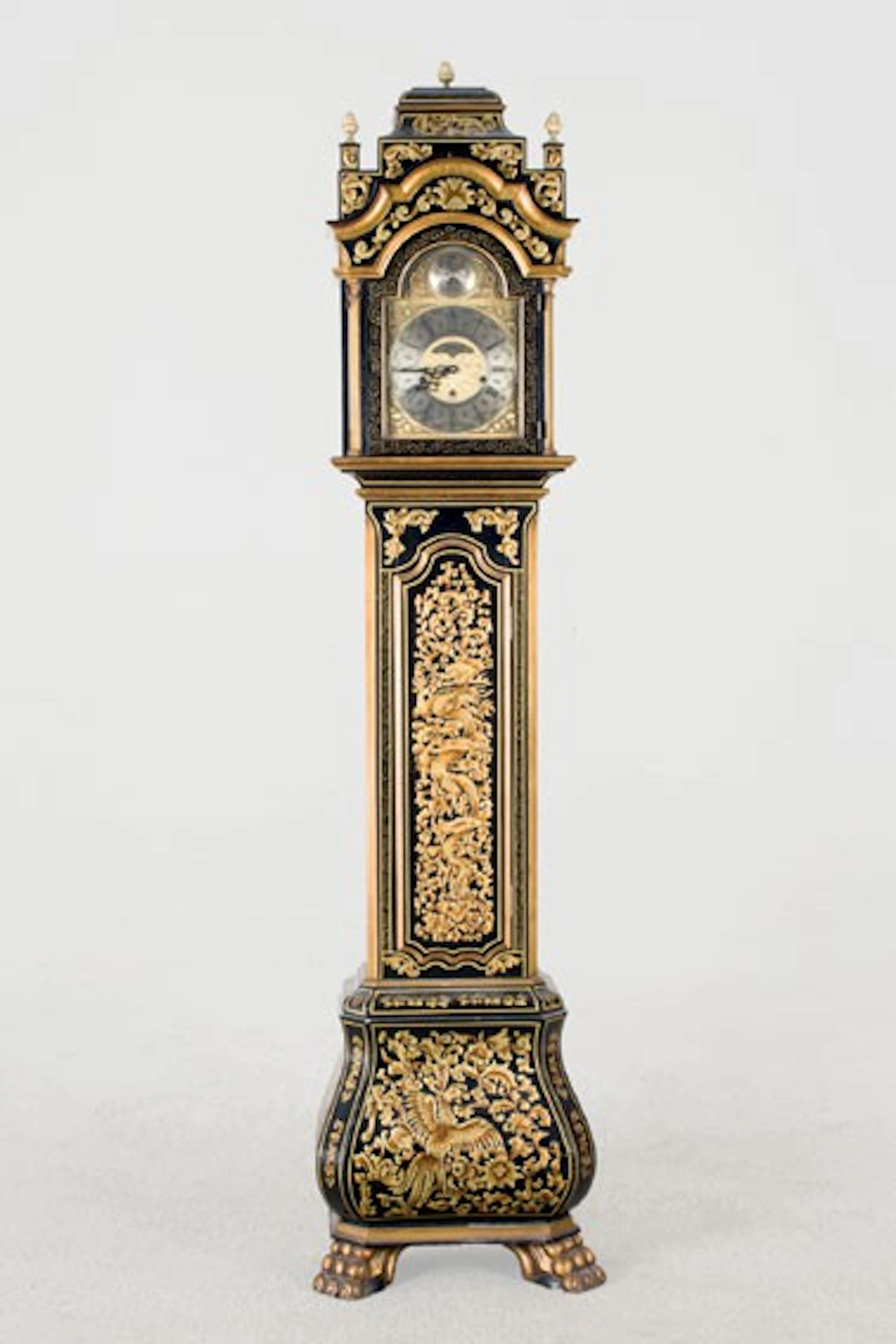 Reloj carillón de caja alta, estilo chinesco