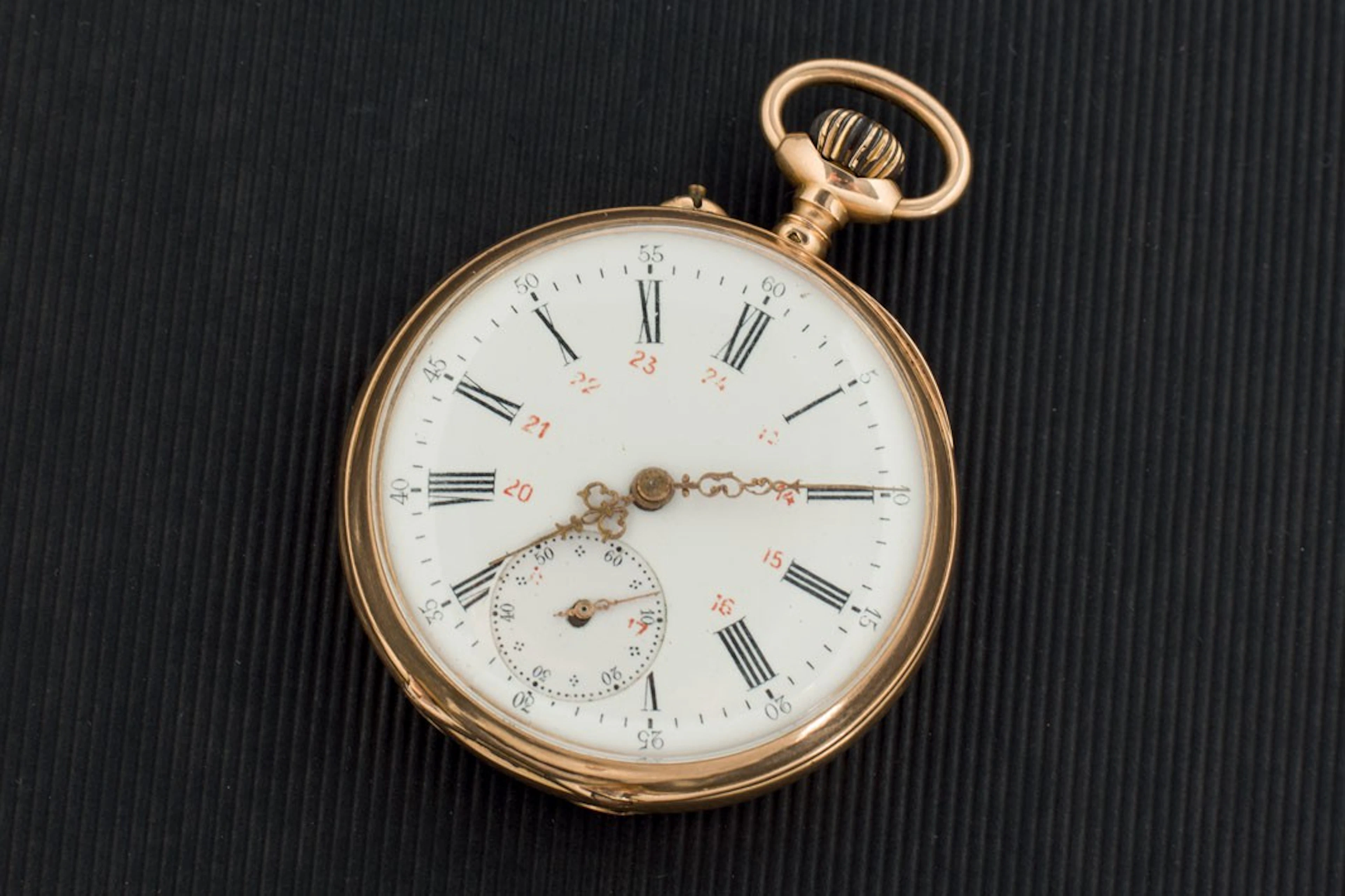 Reloj suizo de bolsillo en oro de 18K