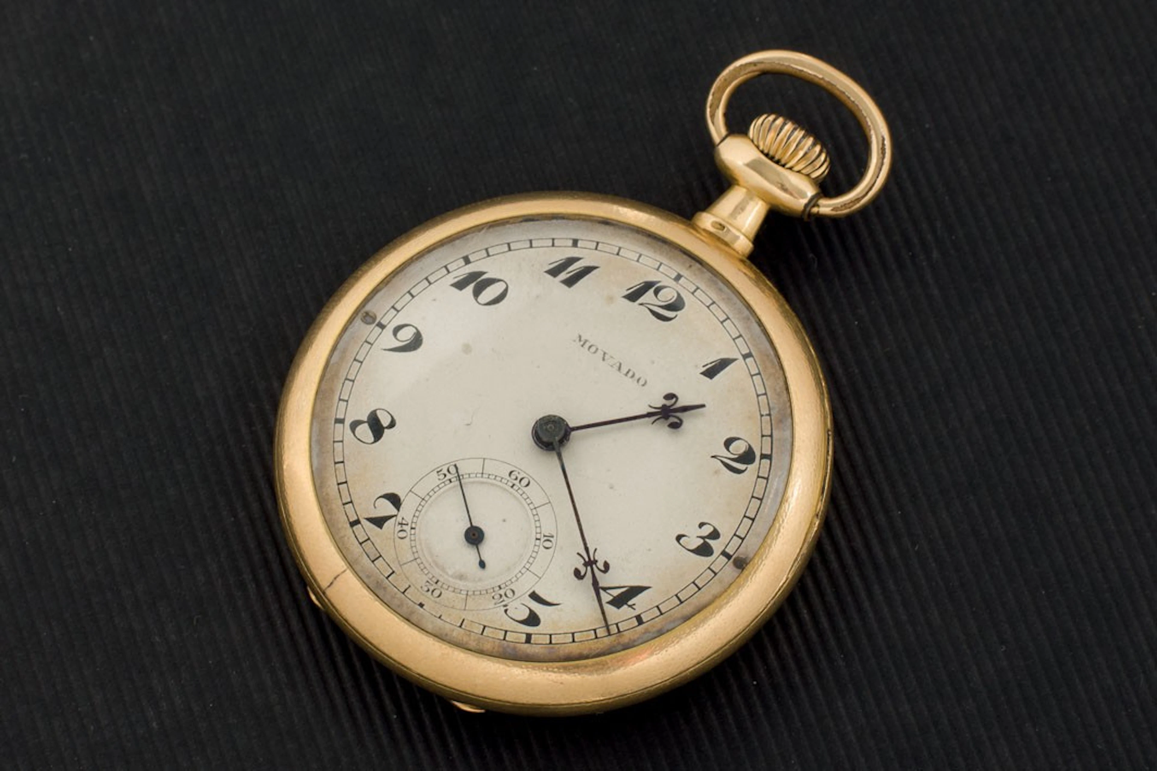 Reloj suizo de bolsillo en oro de 18K
