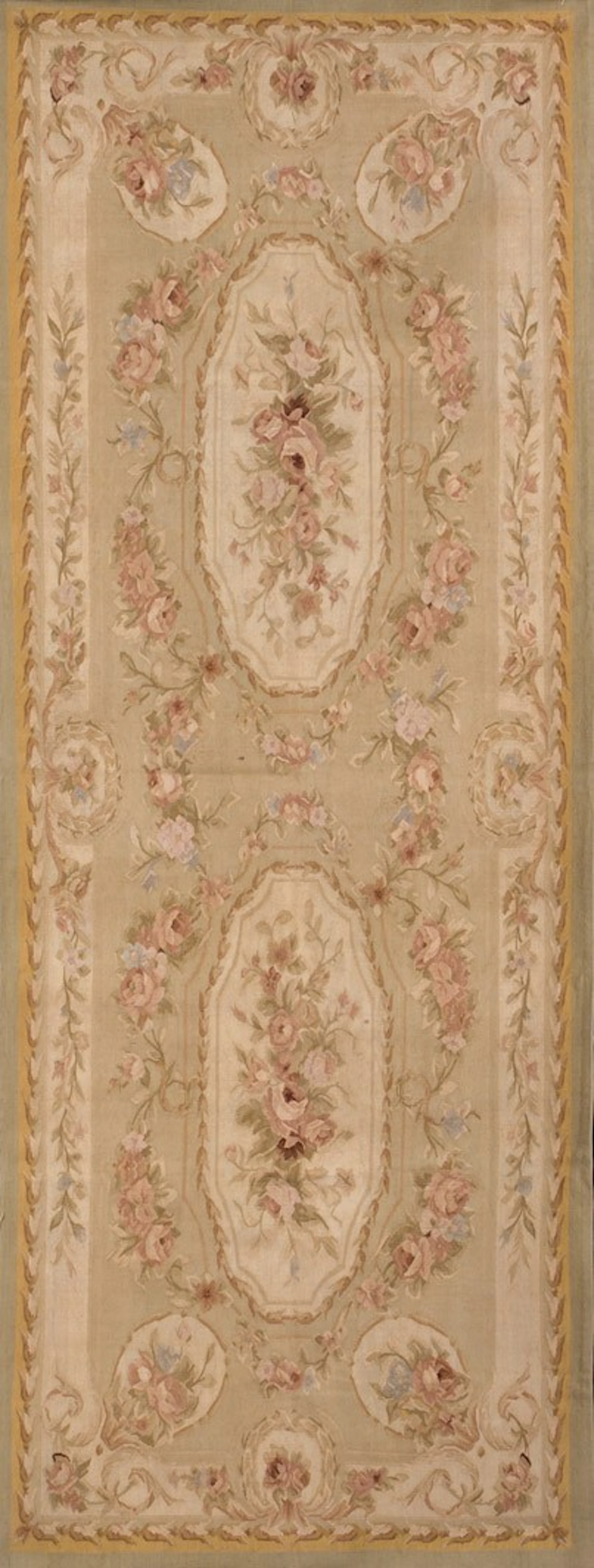 Alfombra estilo Aubusson de lana
